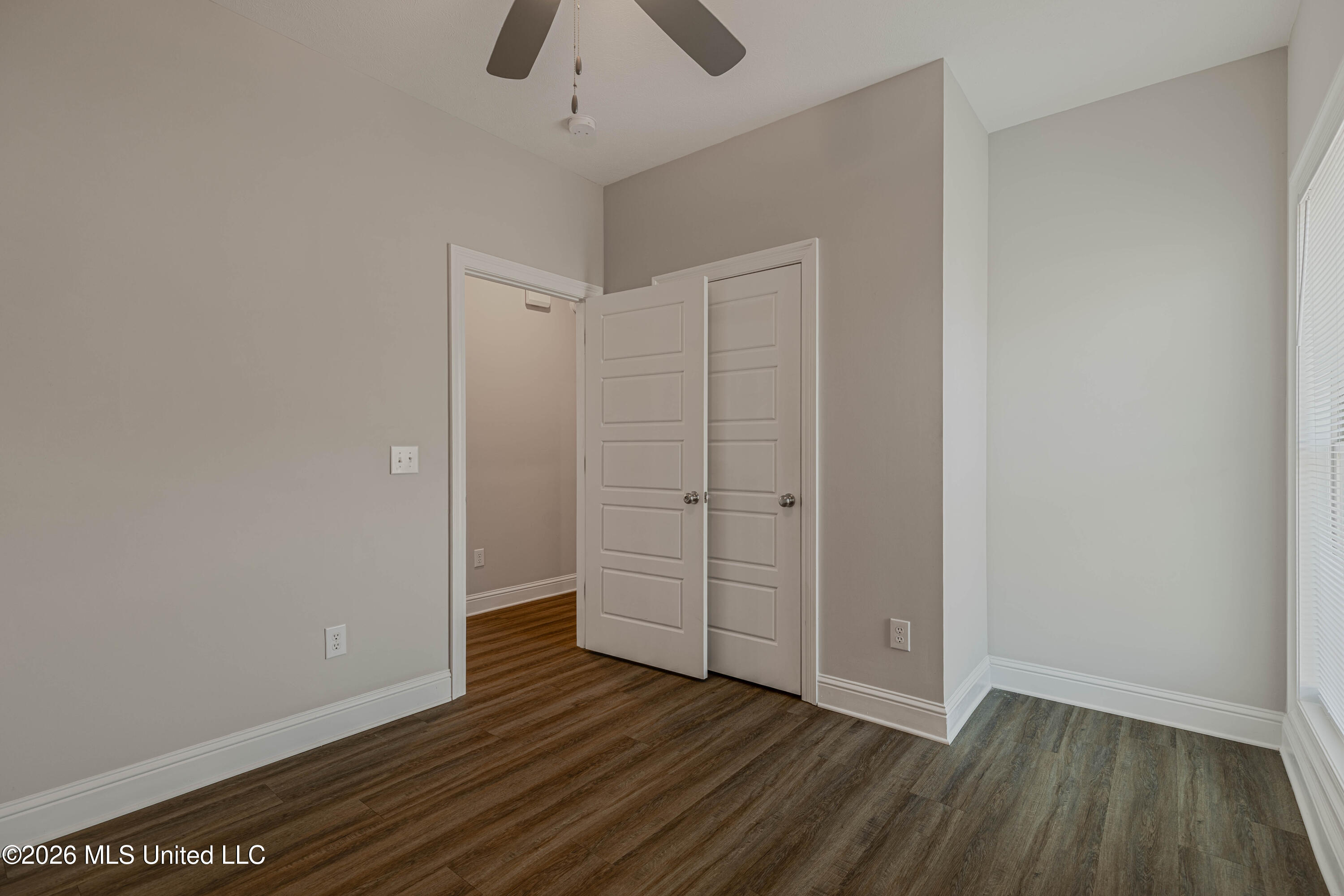 203 Silver Maple Place Property Photo 37