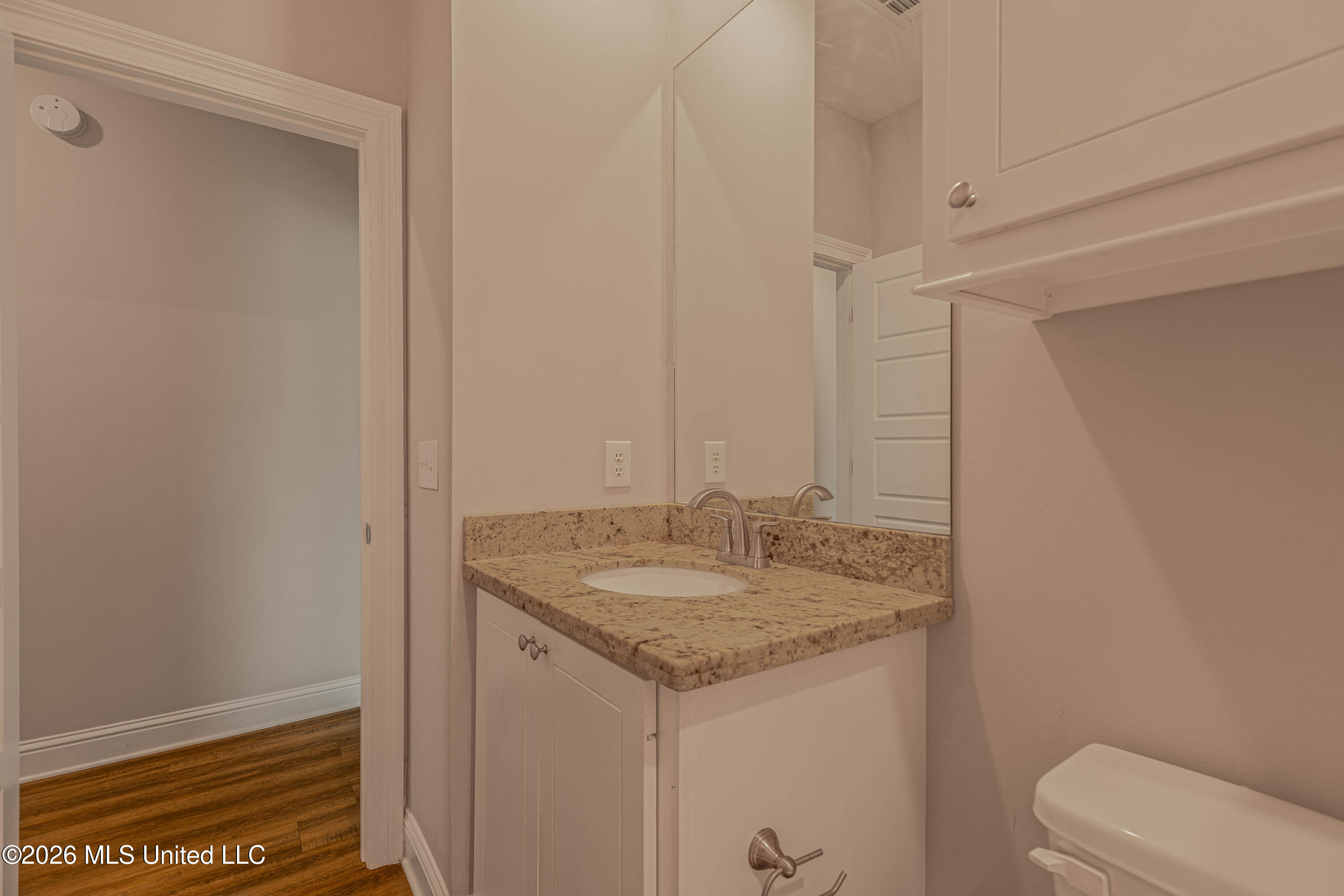 203 Silver Maple Place Property Photo 38