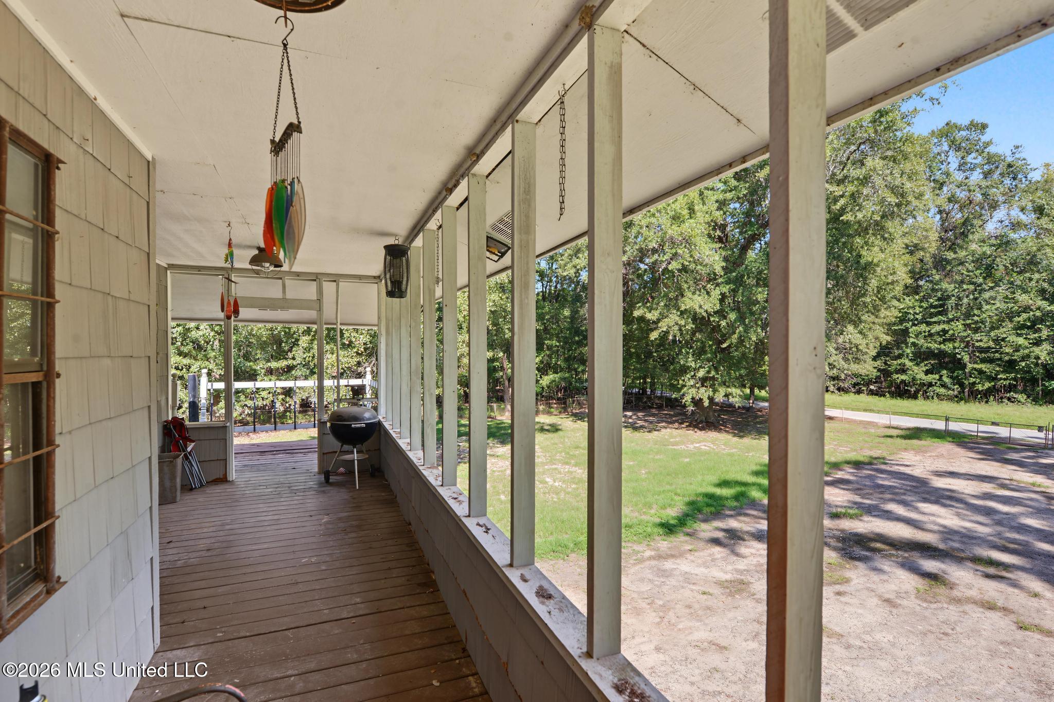 132 River Bend Road Property Photo 3