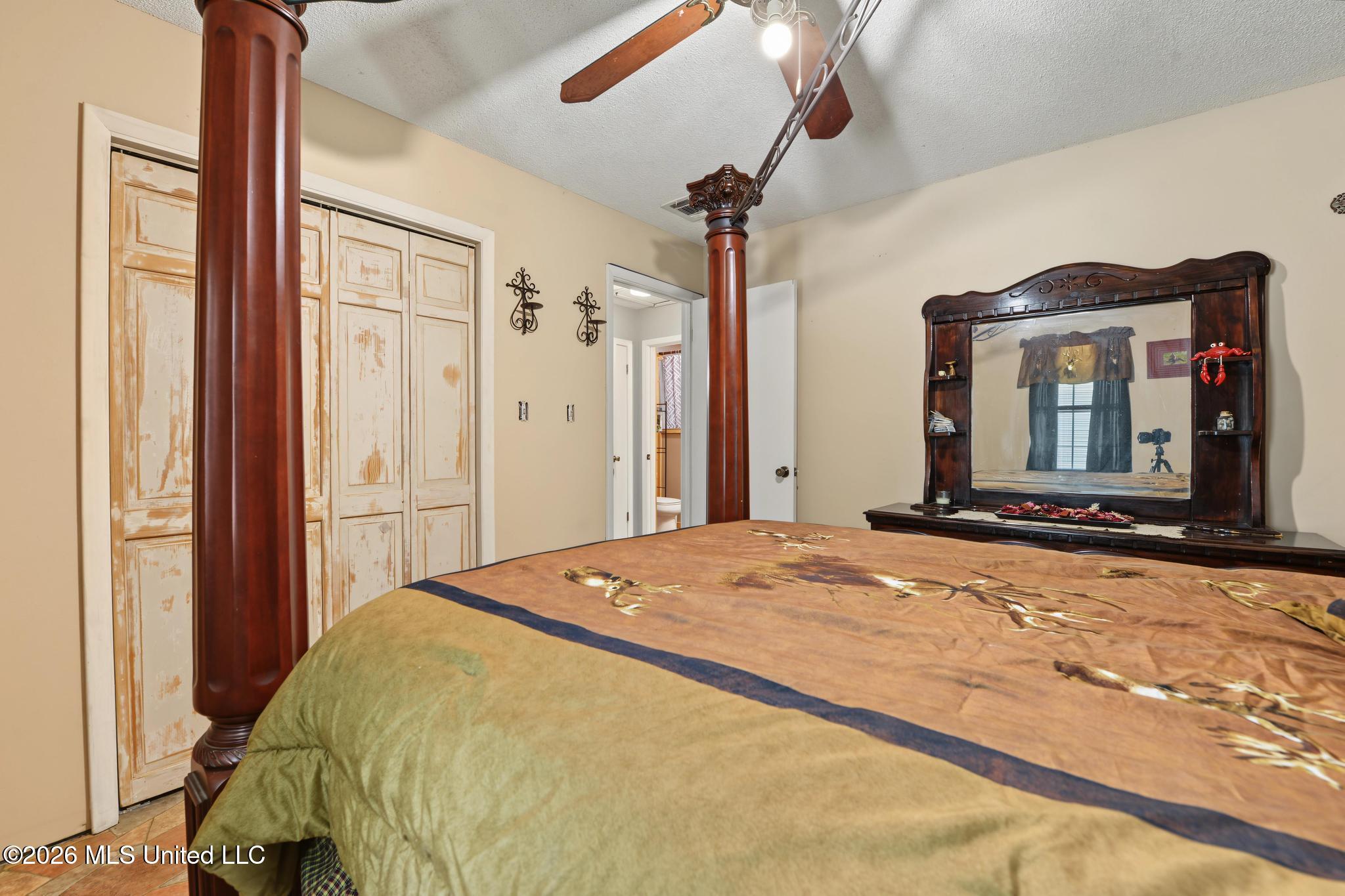 132 River Bend Road Property Photo 12