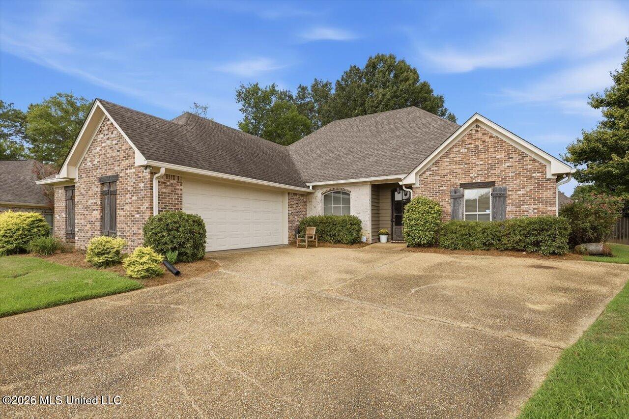 113 Weldon Drive Property Photo 1
