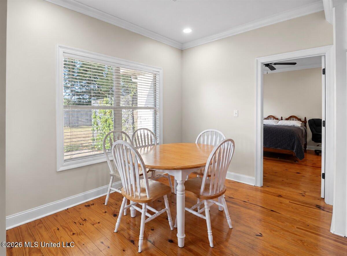 106 Sweetbriar Circle Property Photo 7