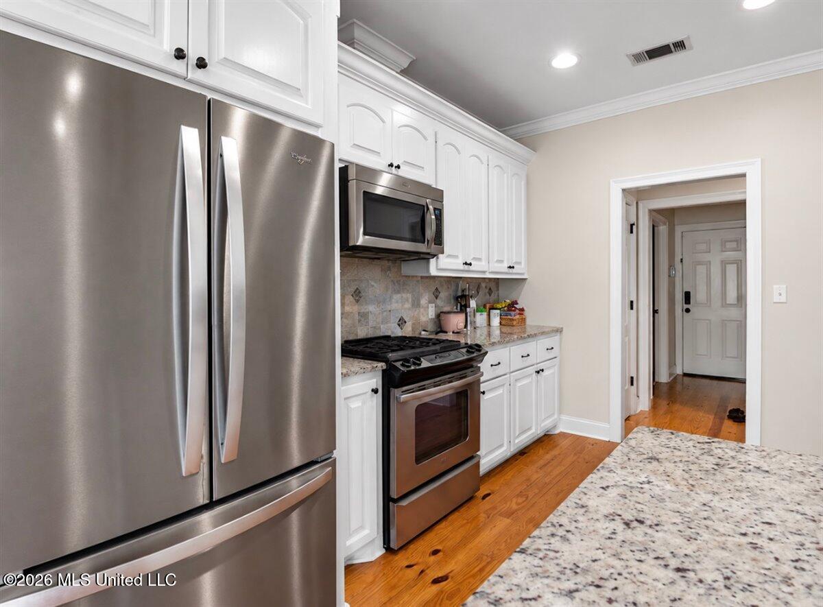 106 Sweetbriar Circle Property Photo 8