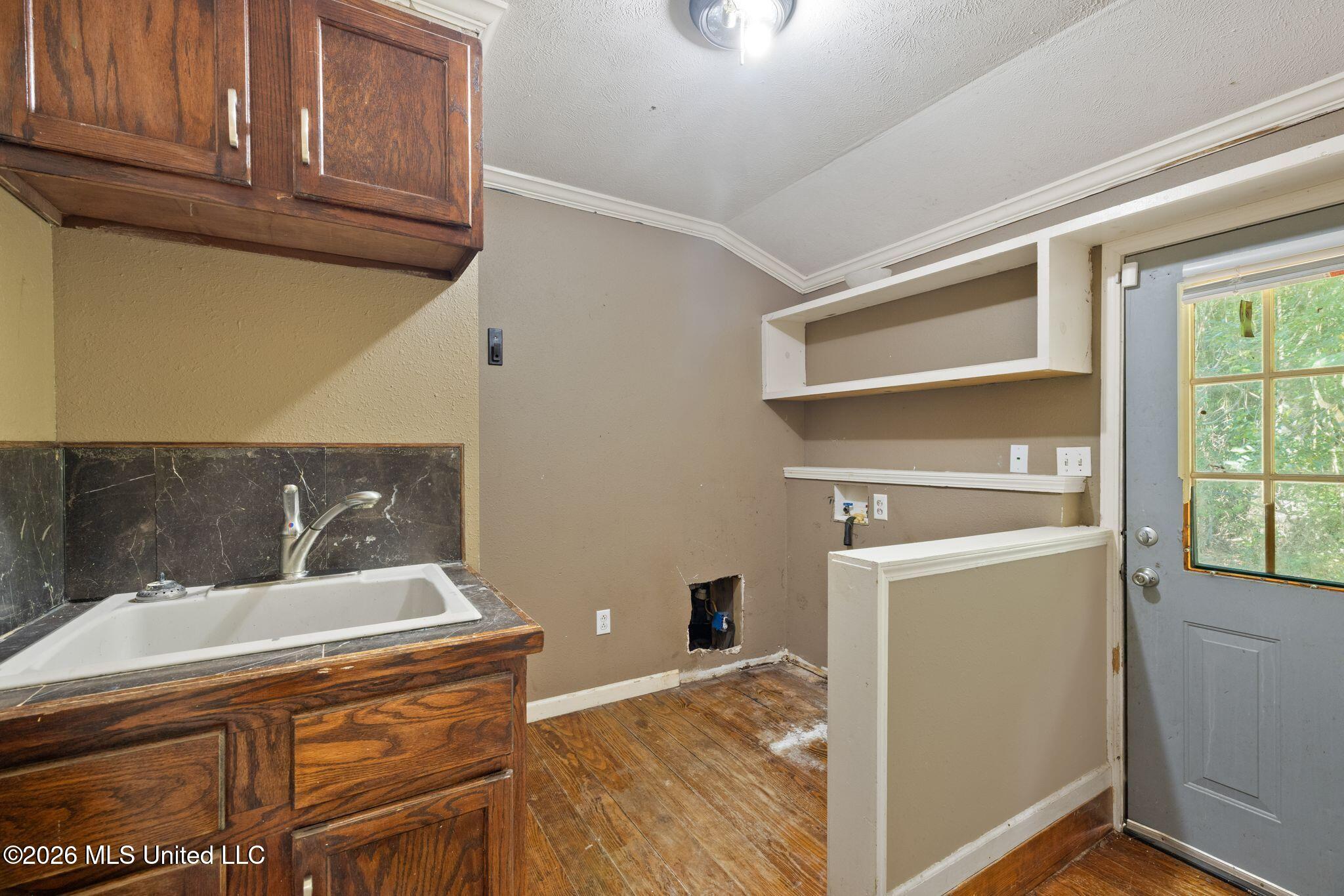 8898 N Lauderdale Toomsuba Road Property Photo 8