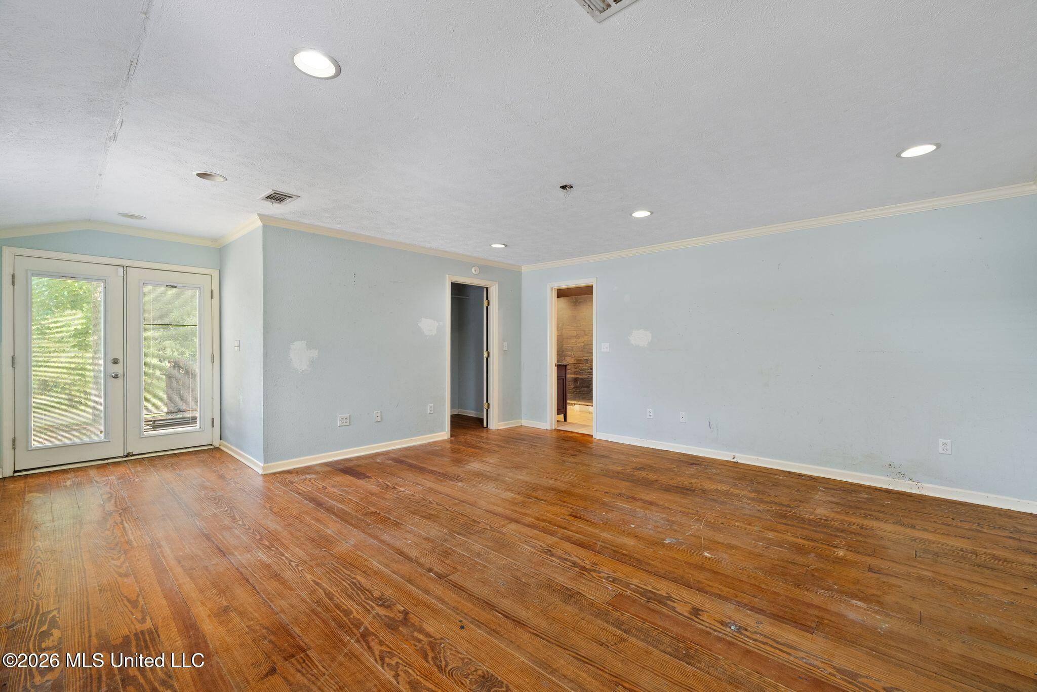 8898 N Lauderdale Toomsuba Road Property Photo 9