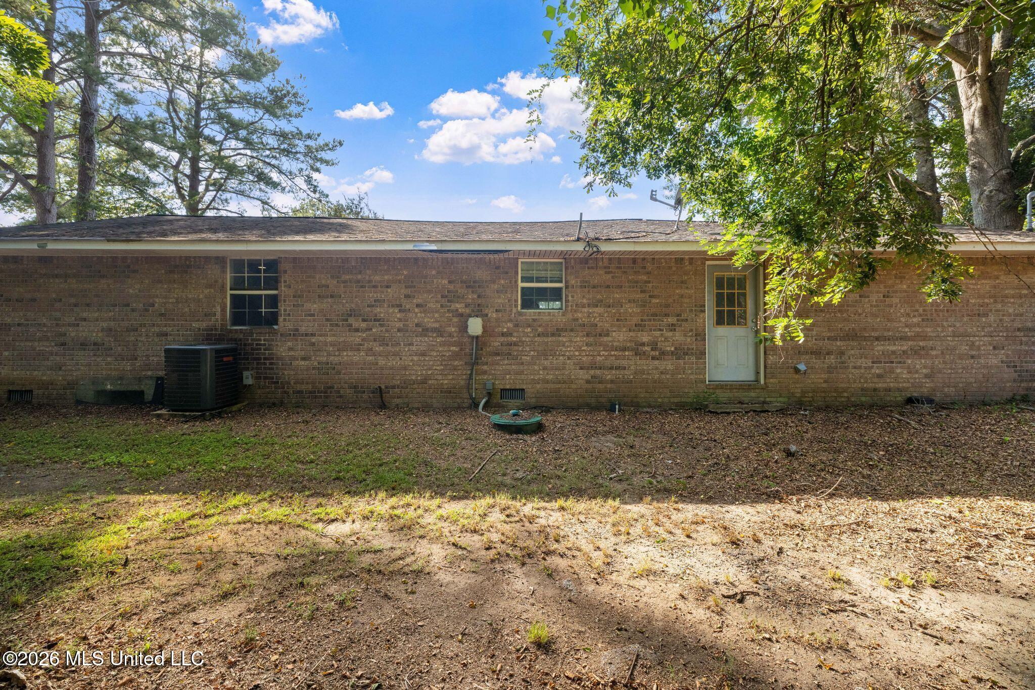 8898 N Lauderdale Toomsuba Road Property Photo 21