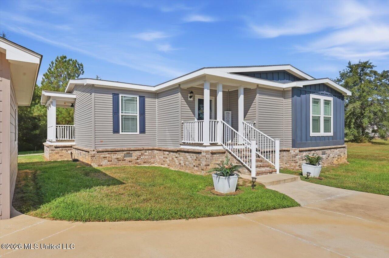 2089 Stump Bridge Road Property Photo 5