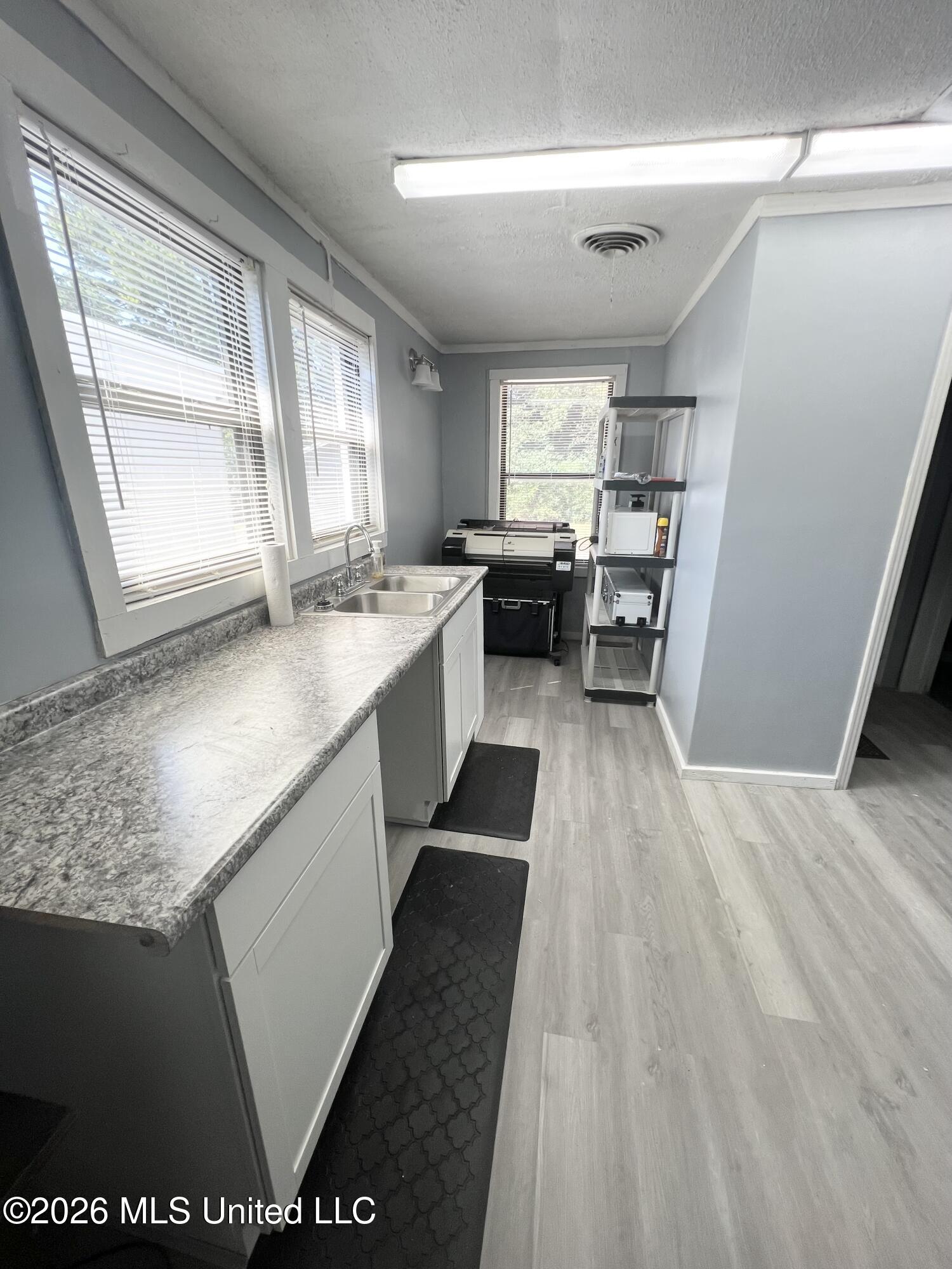 8725 Highway 51 Property Photo 13