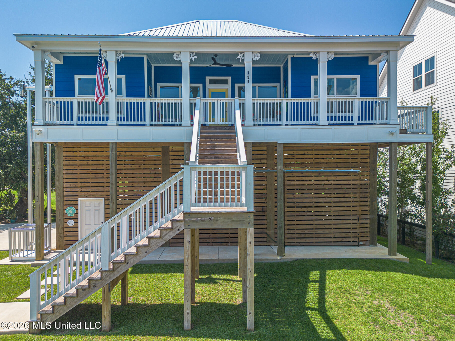 131 Beach View Drive Property Photo 1