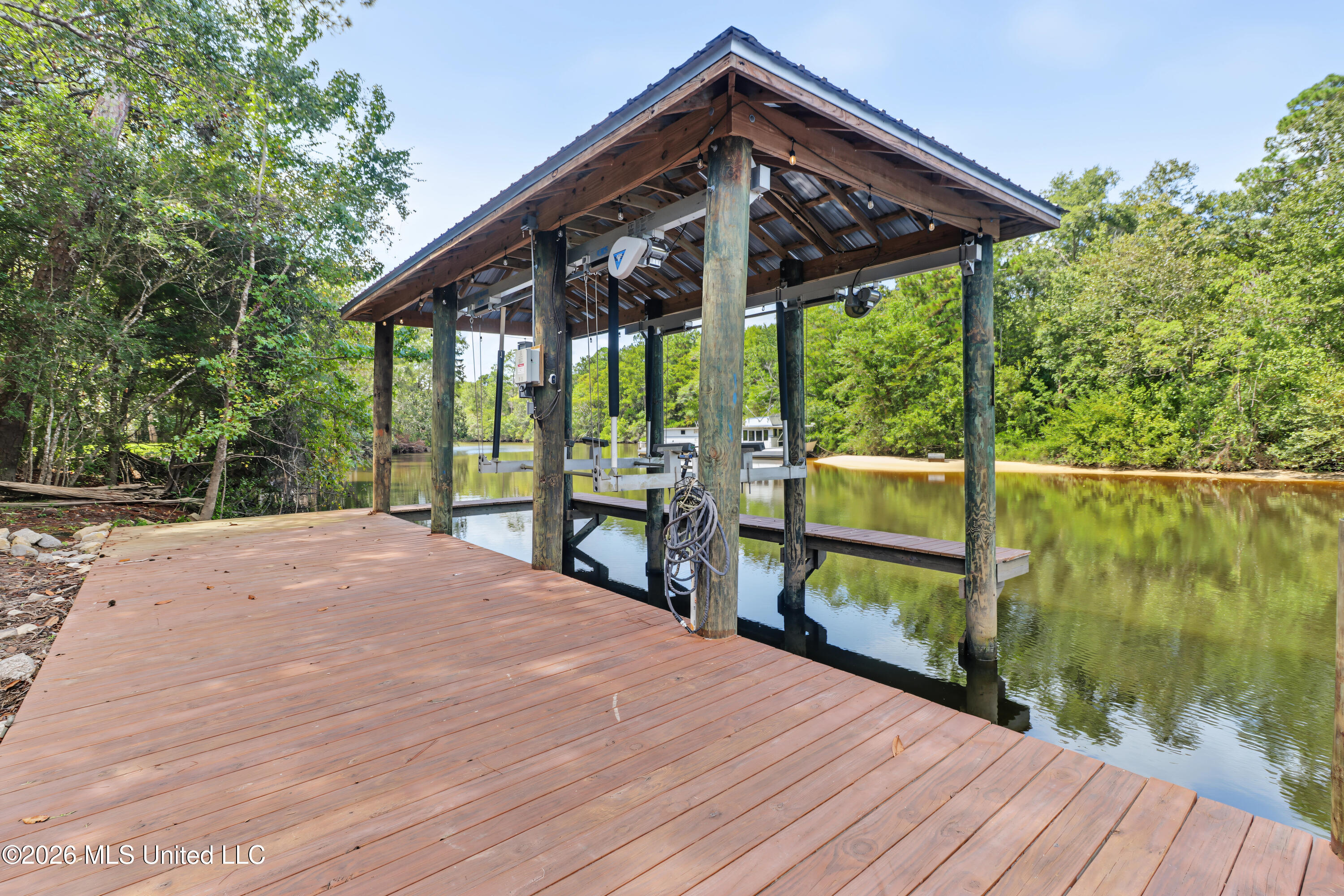 13009 Riverland Drive Property Photo 2