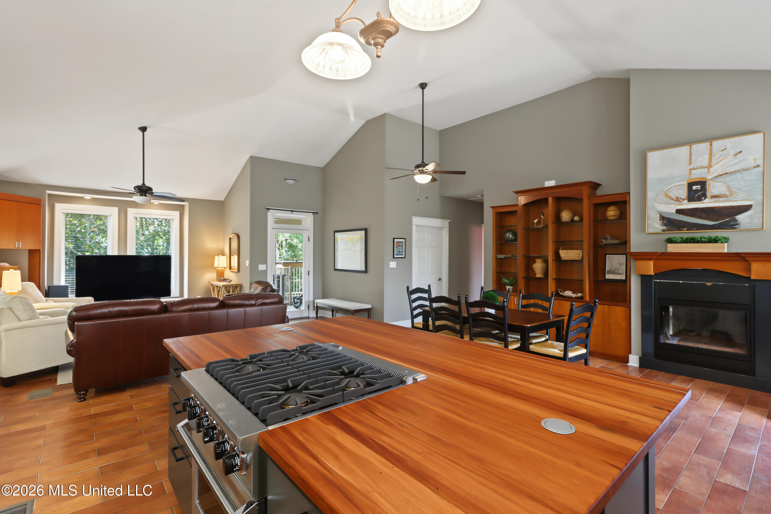 13009 Riverland Drive Property Photo 12