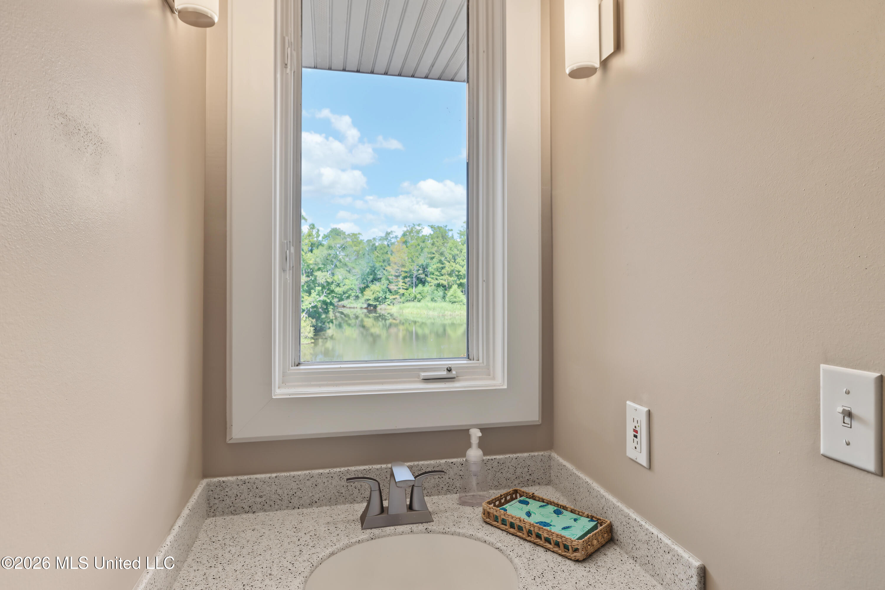 13009 Riverland Drive Property Photo 23