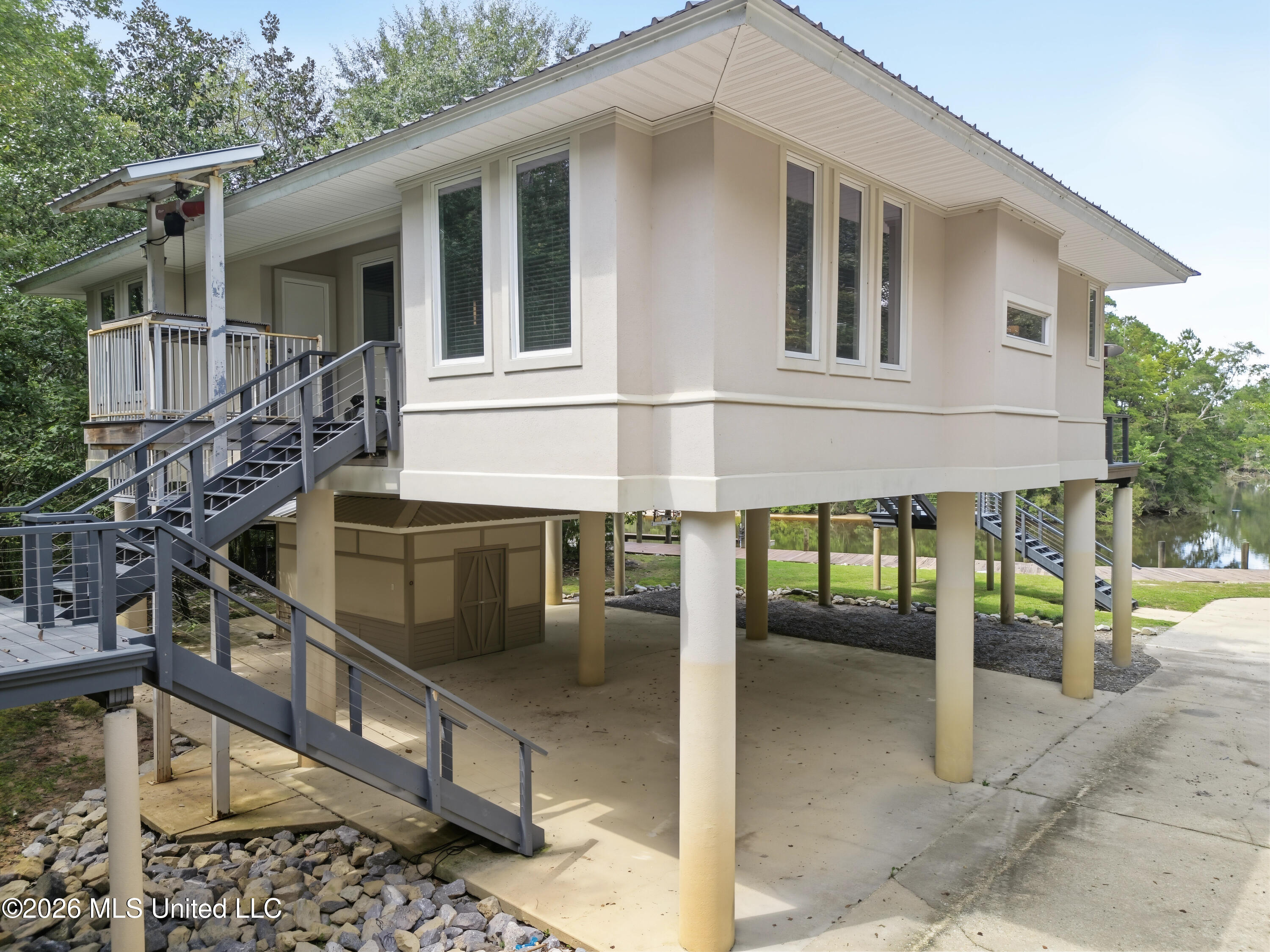 13009 Riverland Drive Property Photo 31