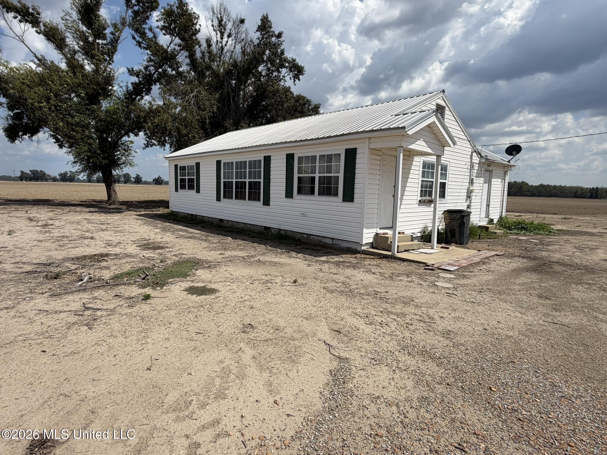 County Road 511 Property Photo 1