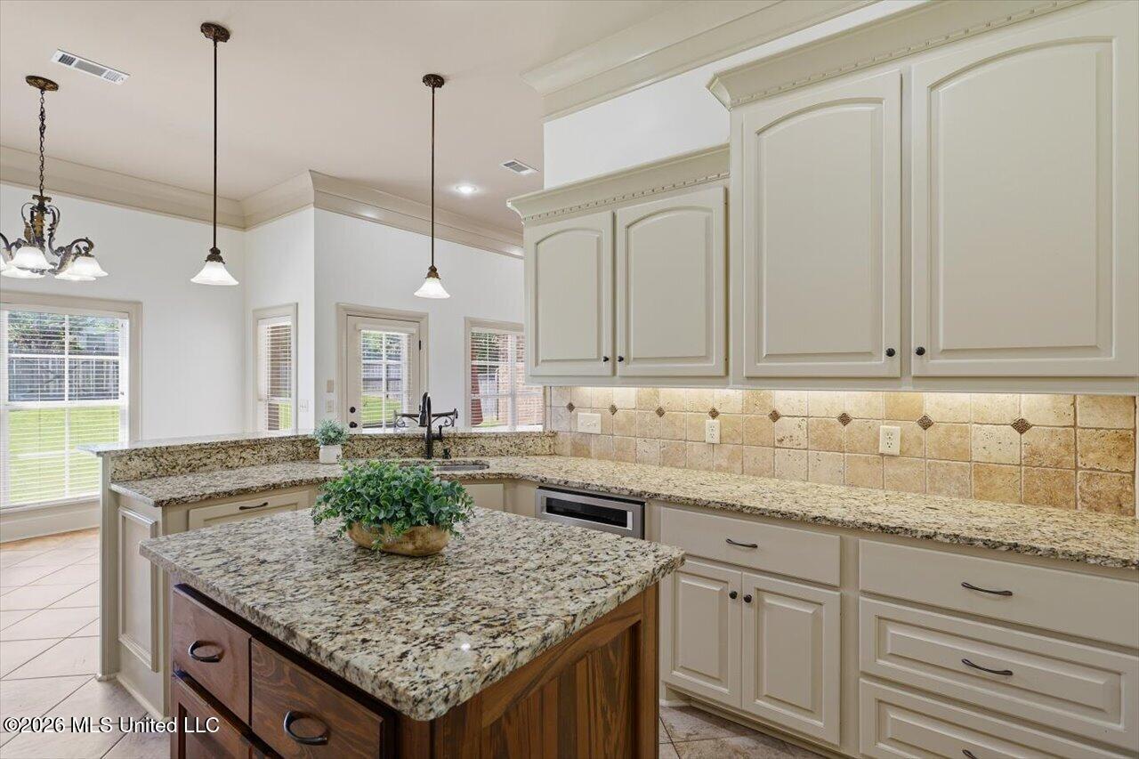 113 Fontanelle Boulevard Property Photo 10