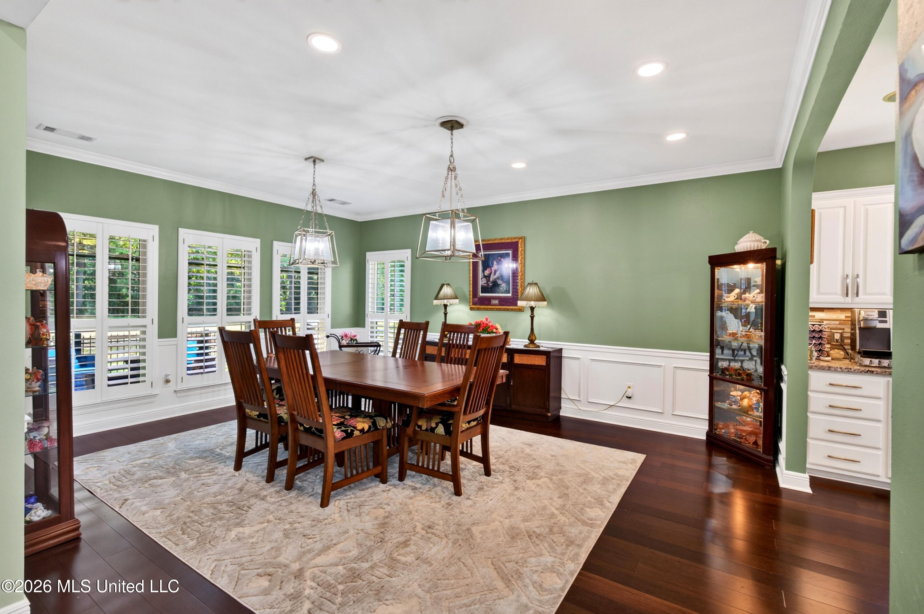 7524 Cherryhill Drive Property Photo 13