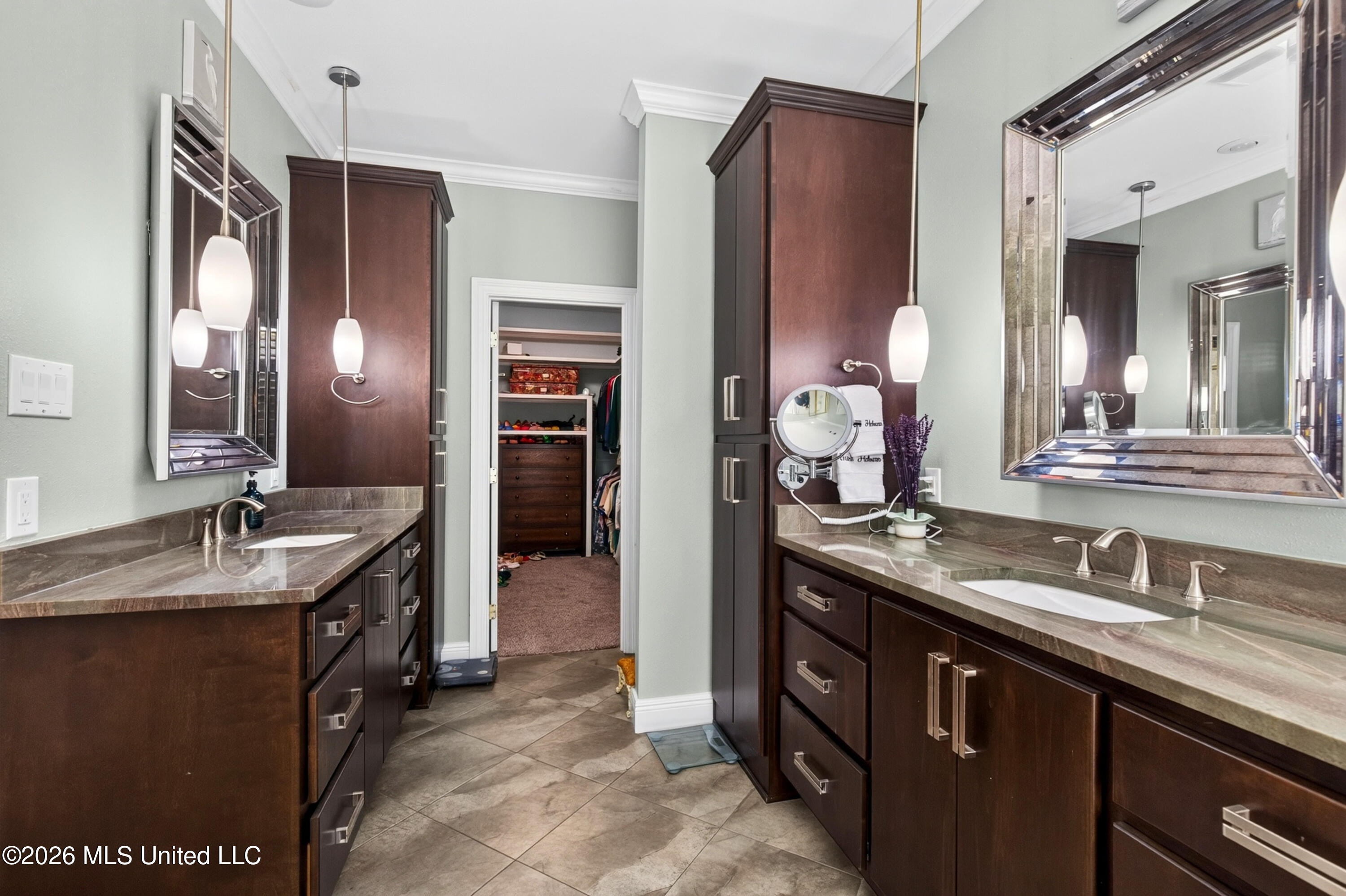 7524 Cherryhill Drive Property Photo 37