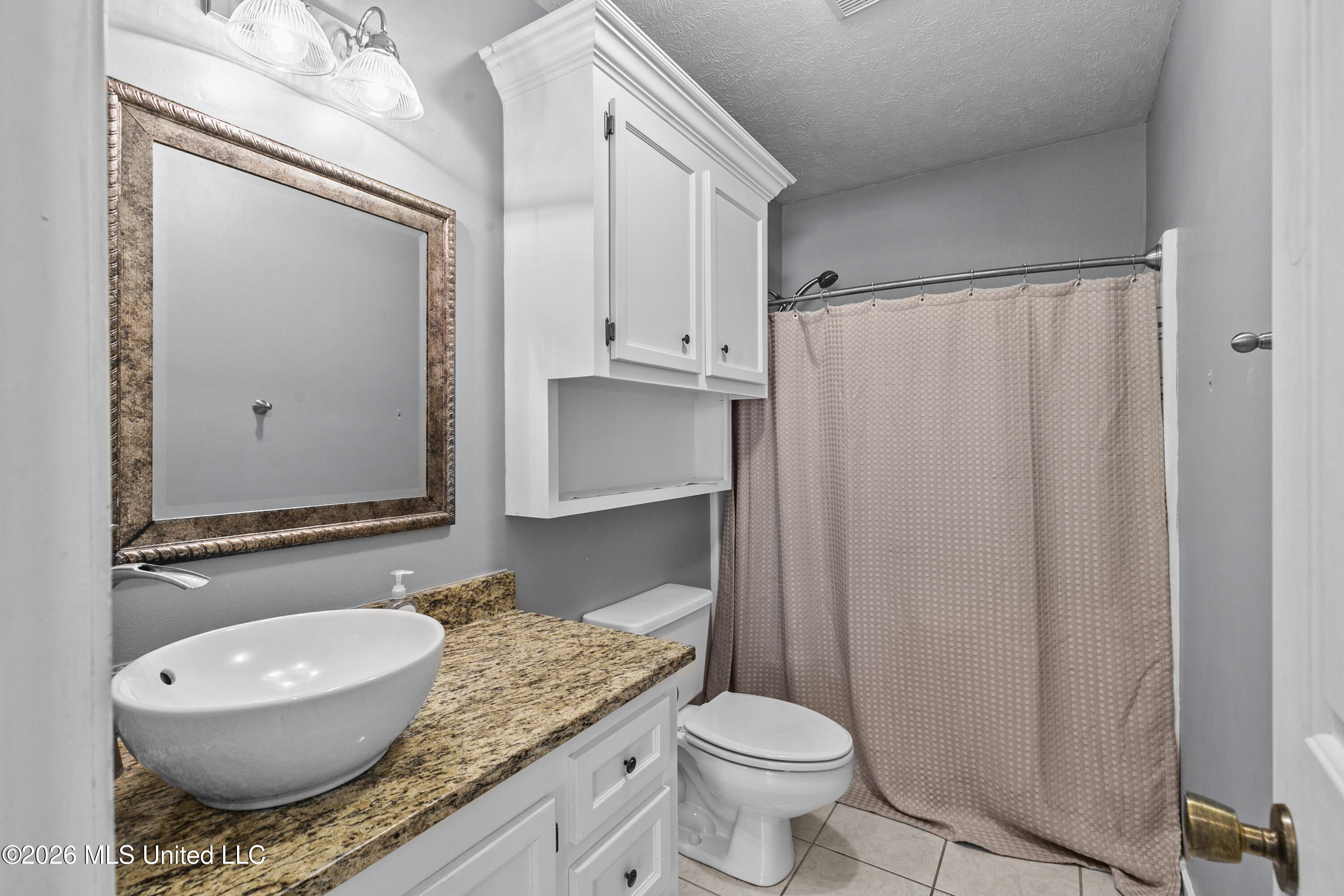 417 Madison Oaks Drive Property Photo 22