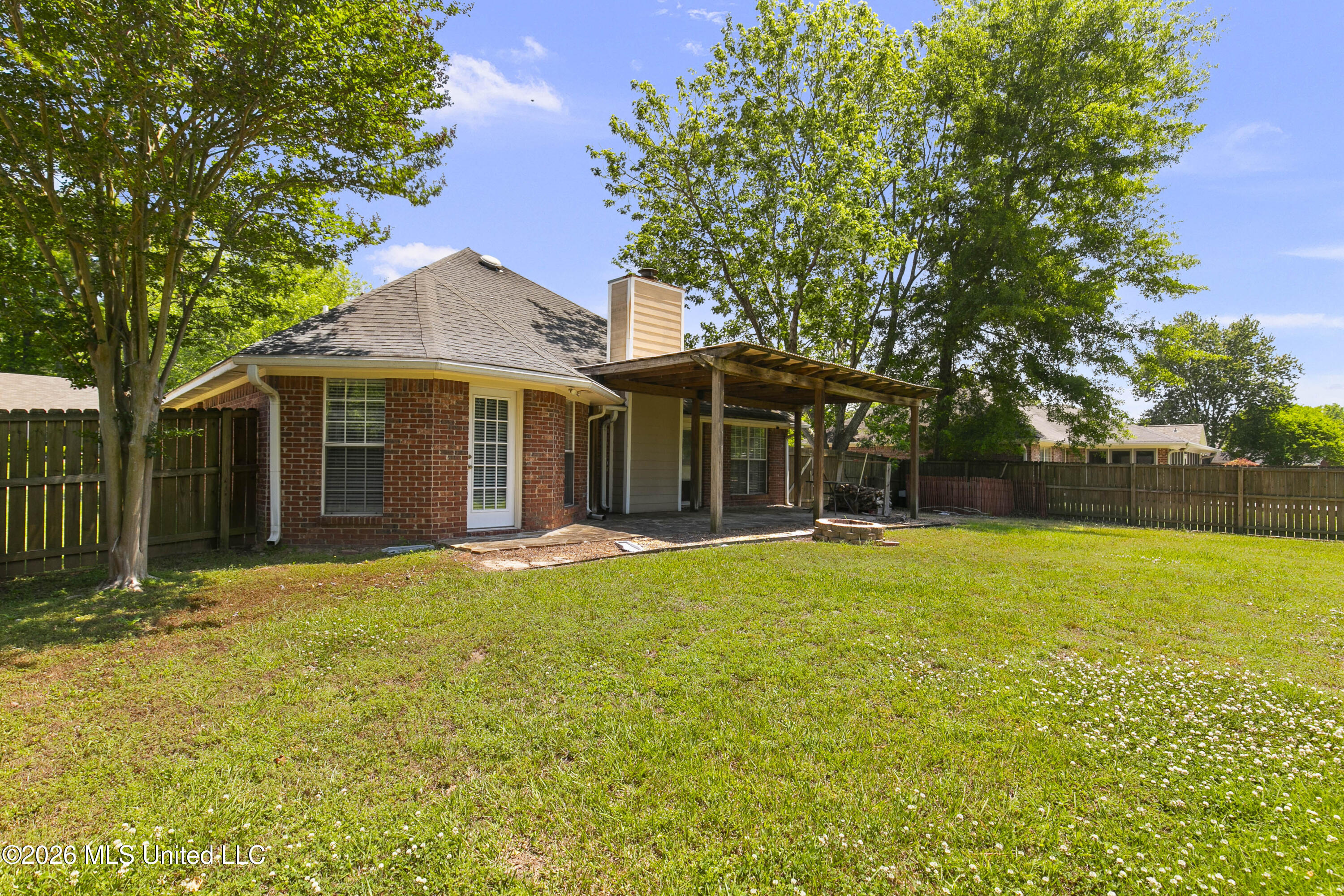 417 Madison Oaks Drive Property Photo 26