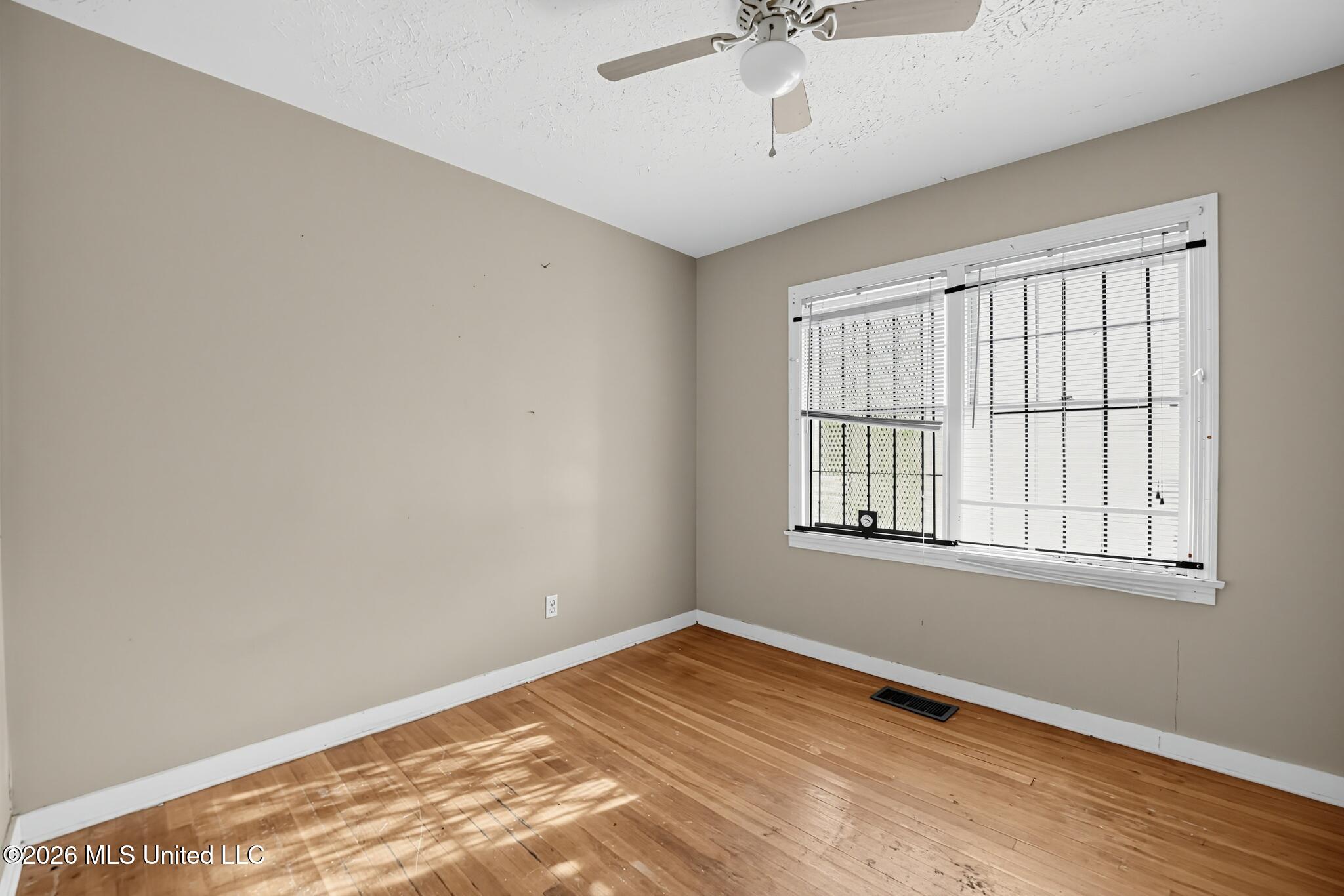 2303 Belvedere Drive Property Photo 11