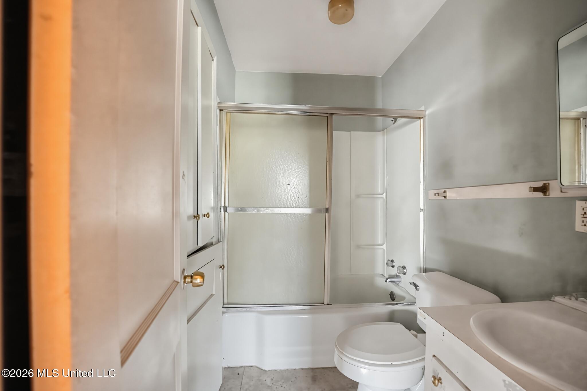 2303 Belvedere Drive Property Photo 13