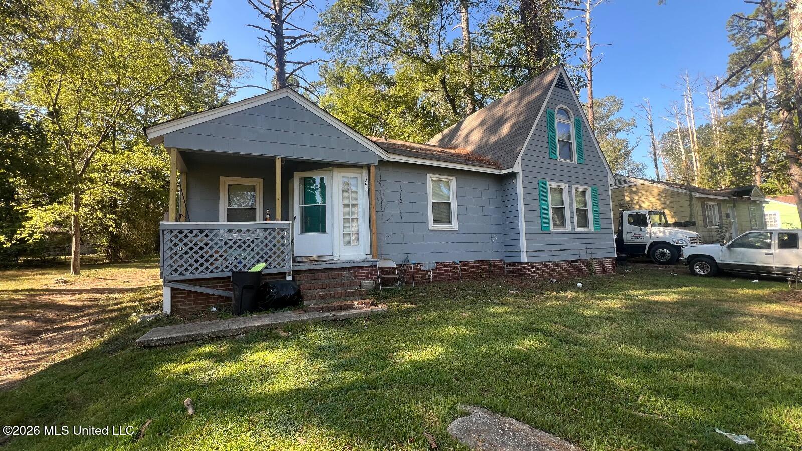 345 Lea Circle Property Photo 1