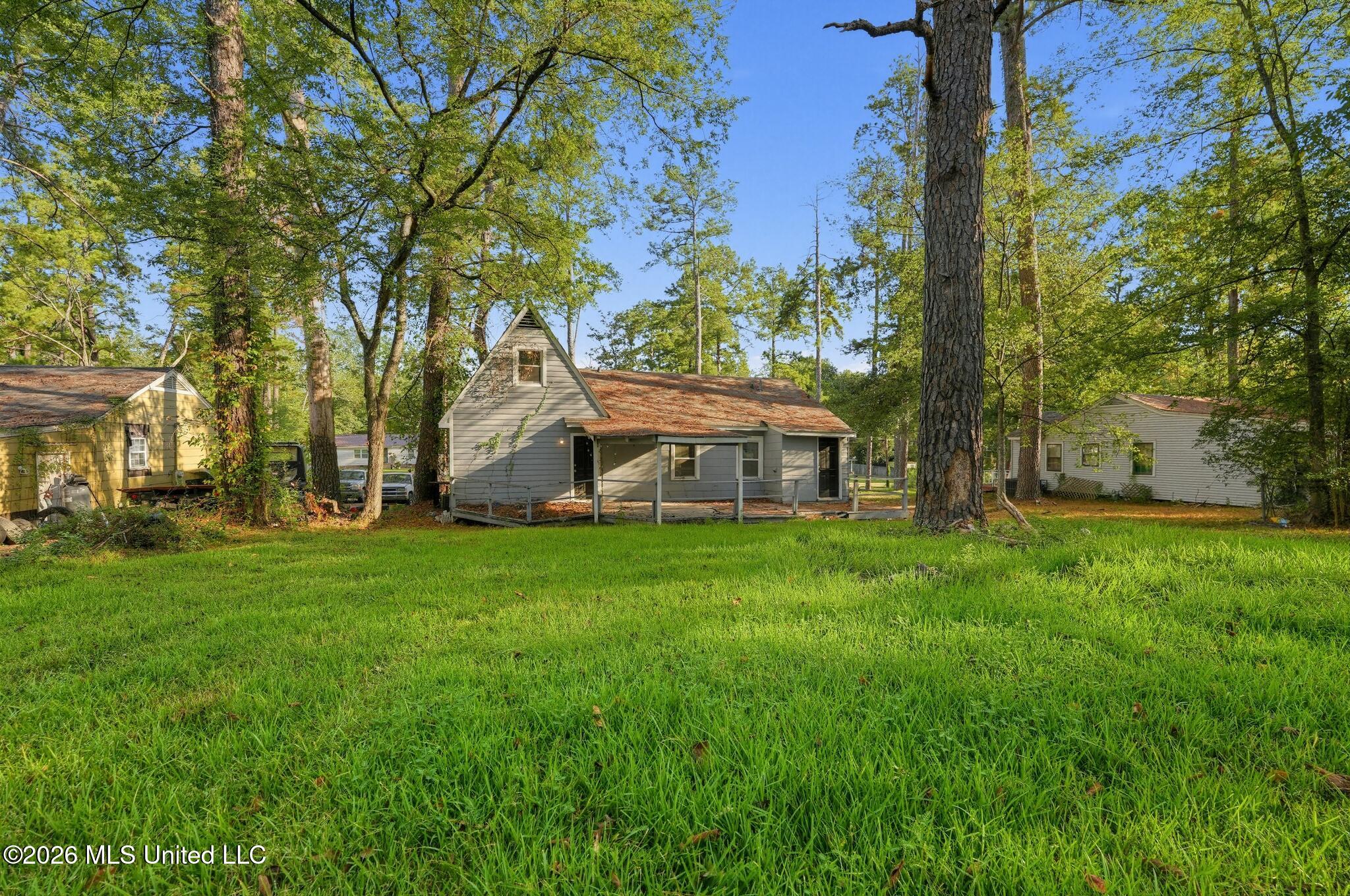 345 Lea Circle Property Photo 18