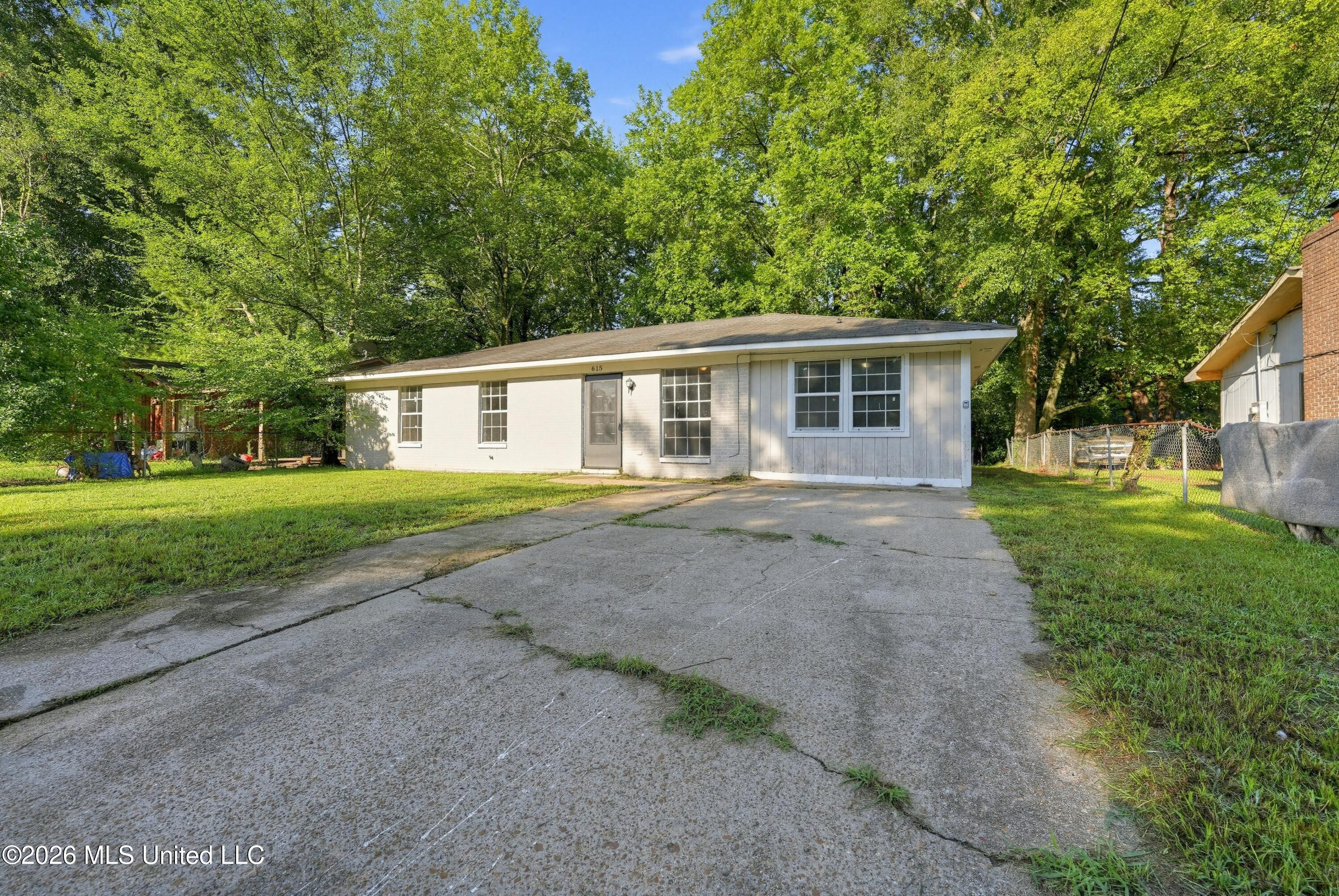 615 Rich Drive Property Photo 1