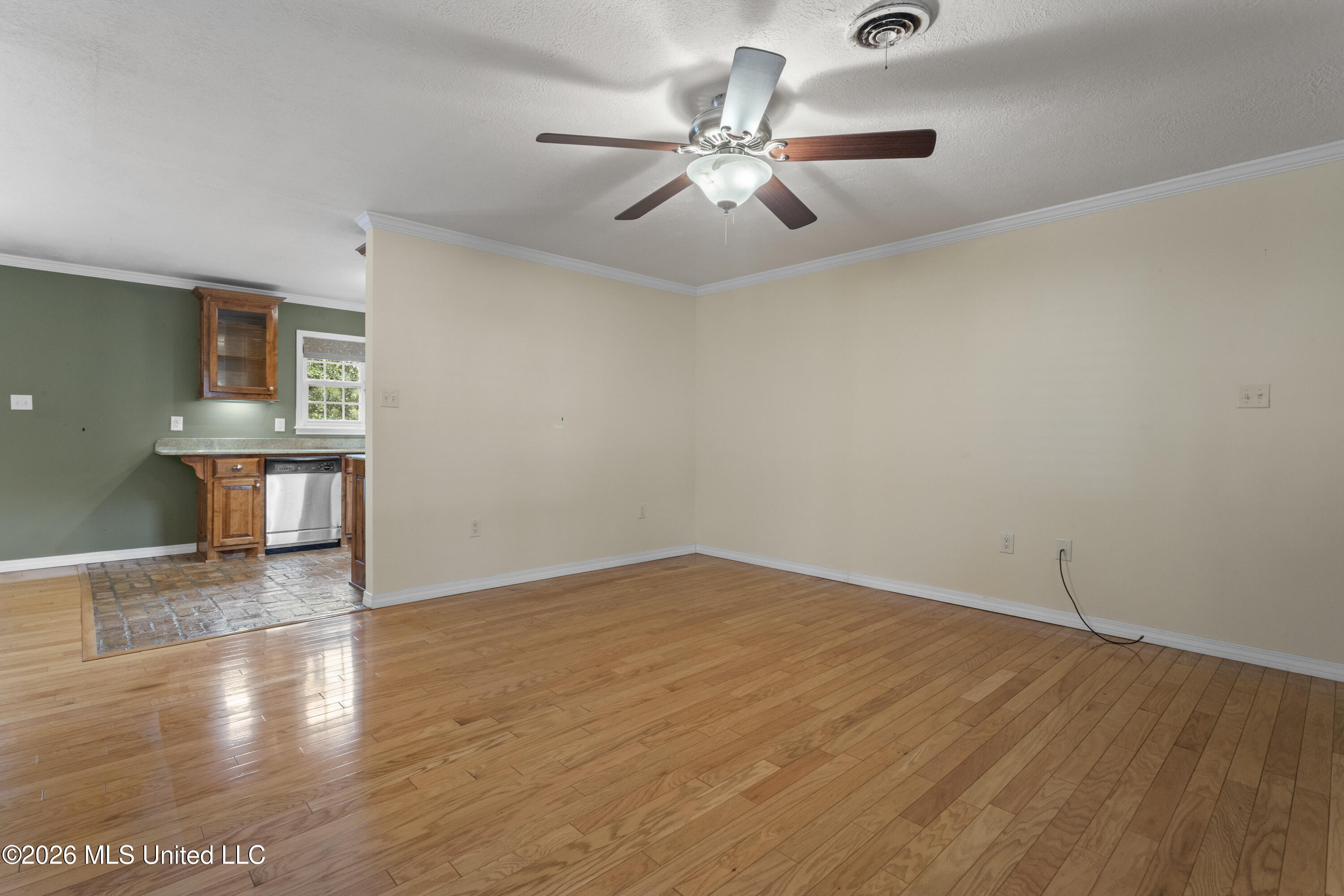 30 39th Street Property Photo 10