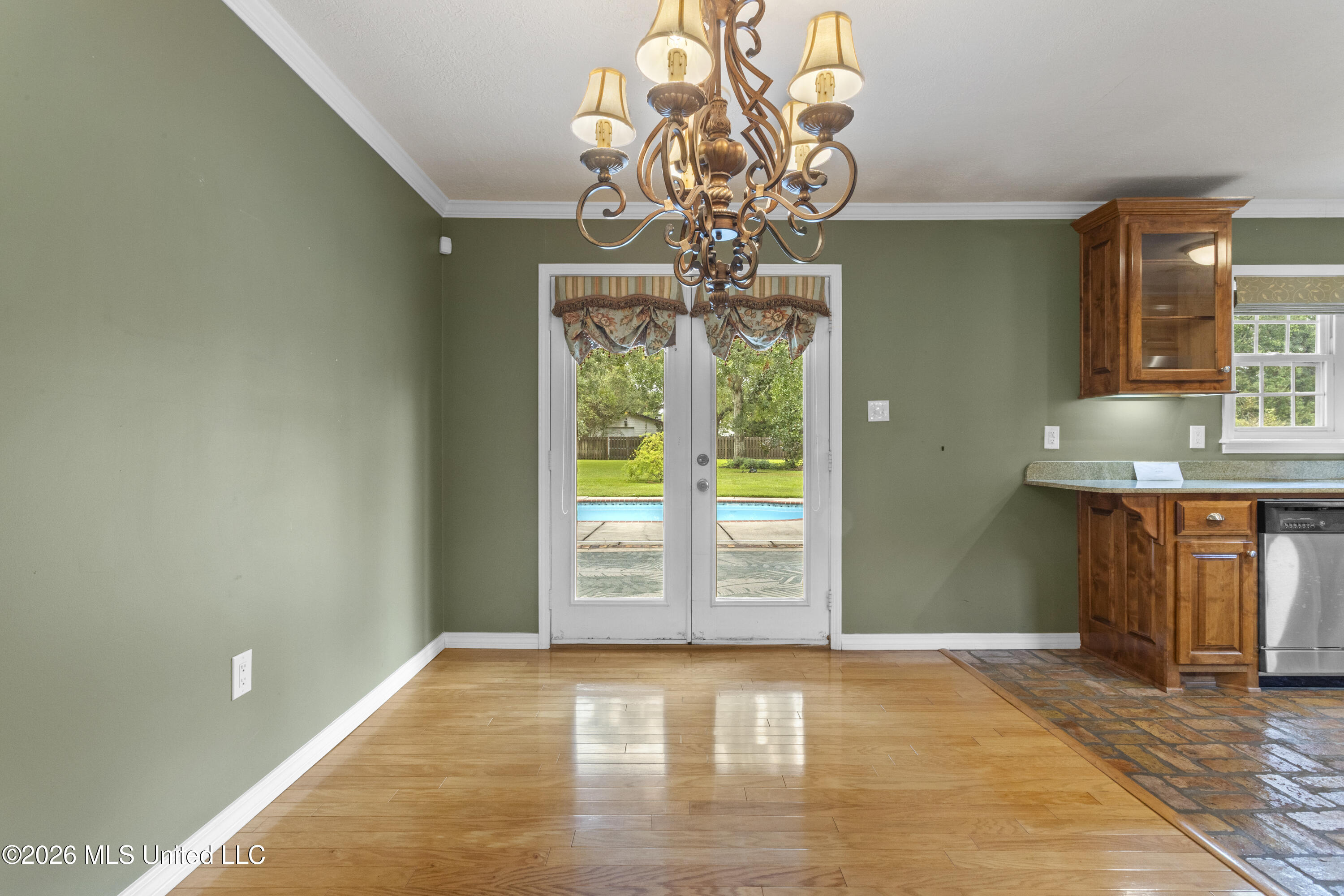 30 39th Street Property Photo 16