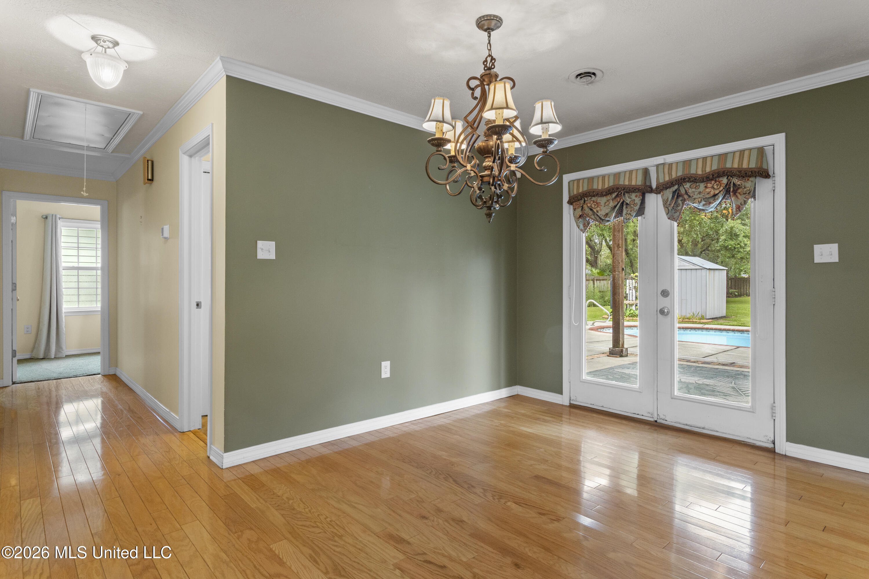 30 39th Street Property Photo 18