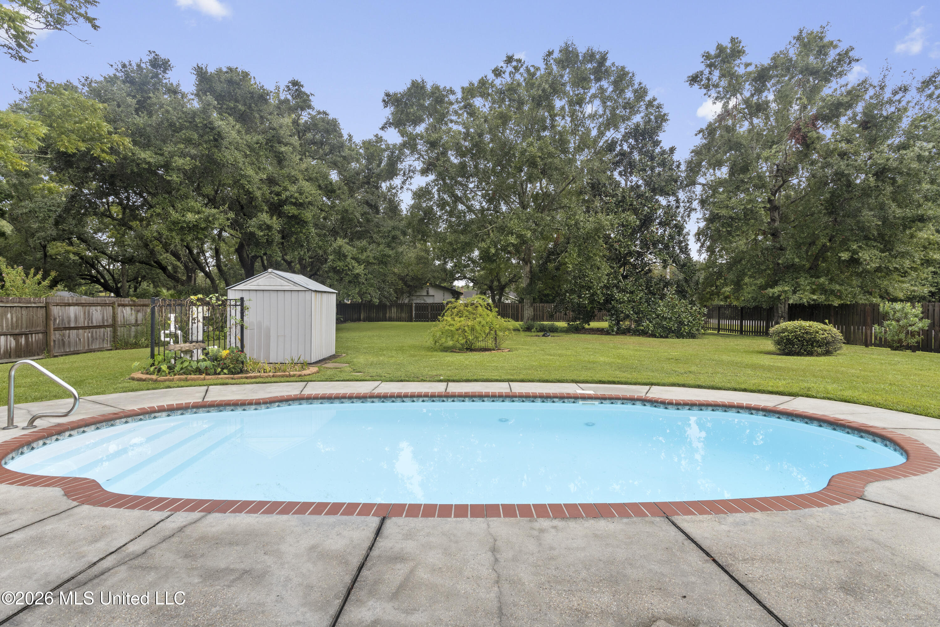 30 39th Street Property Photo 31