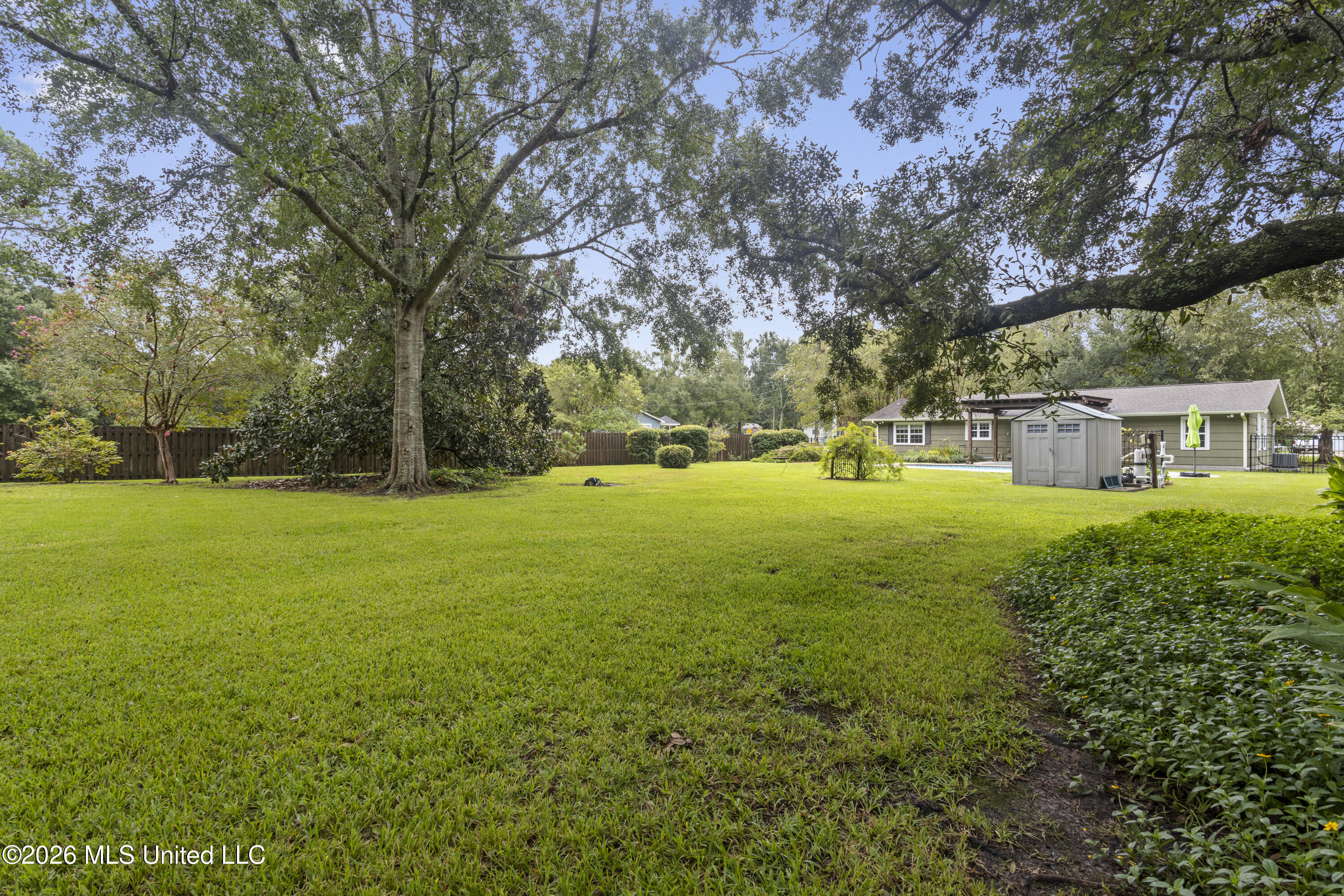 30 39th Street Property Photo 34