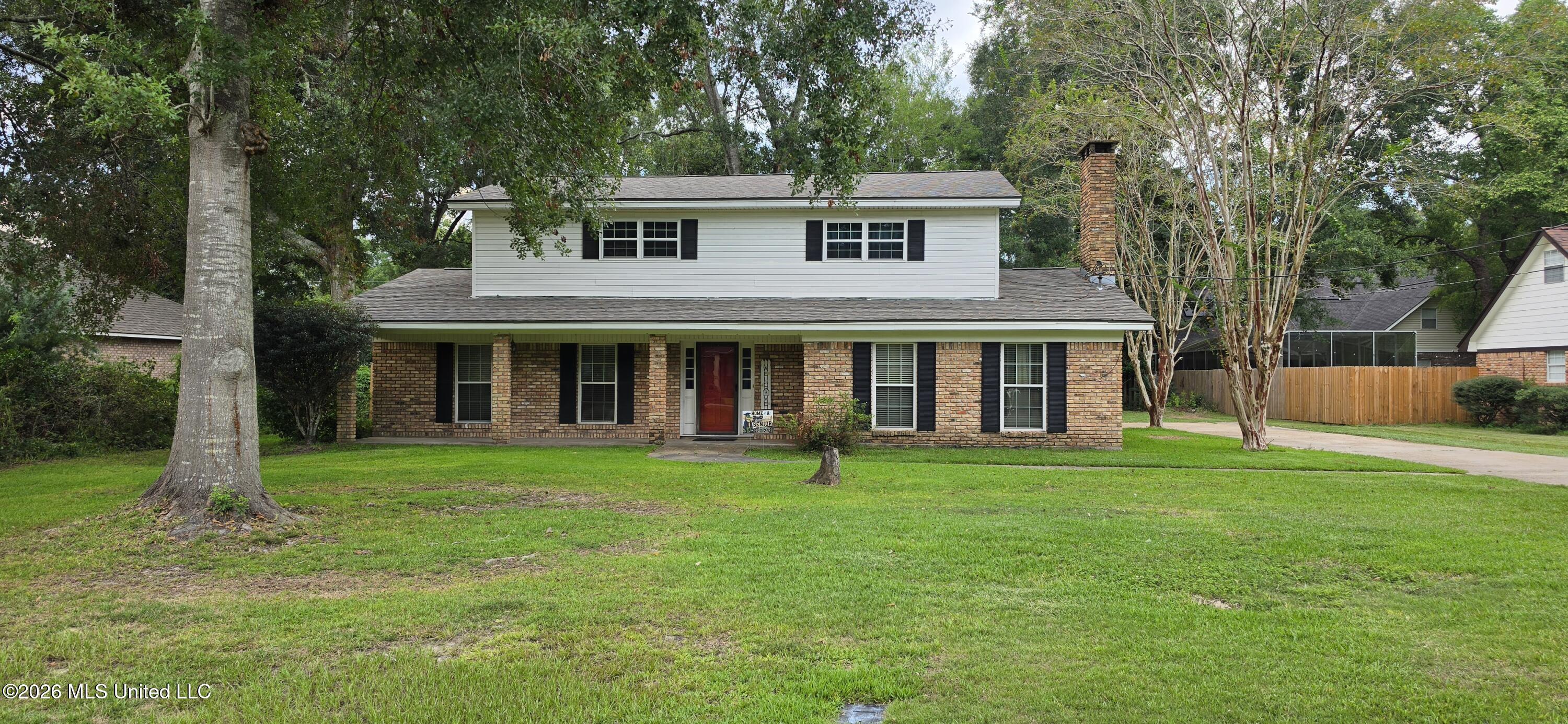 1208 Hickory Hill Drive Property Photo 1