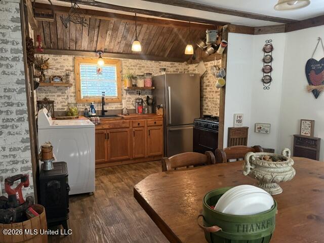 442 Fields Road Property Photo 7