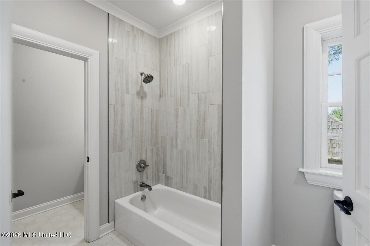 130 W Florida Boulevard Property Photo 35