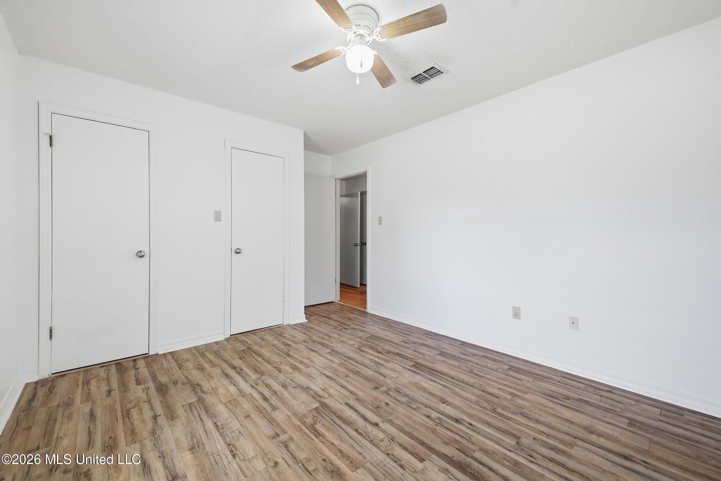 5428 Diamondhead Drive E Property Photo 32