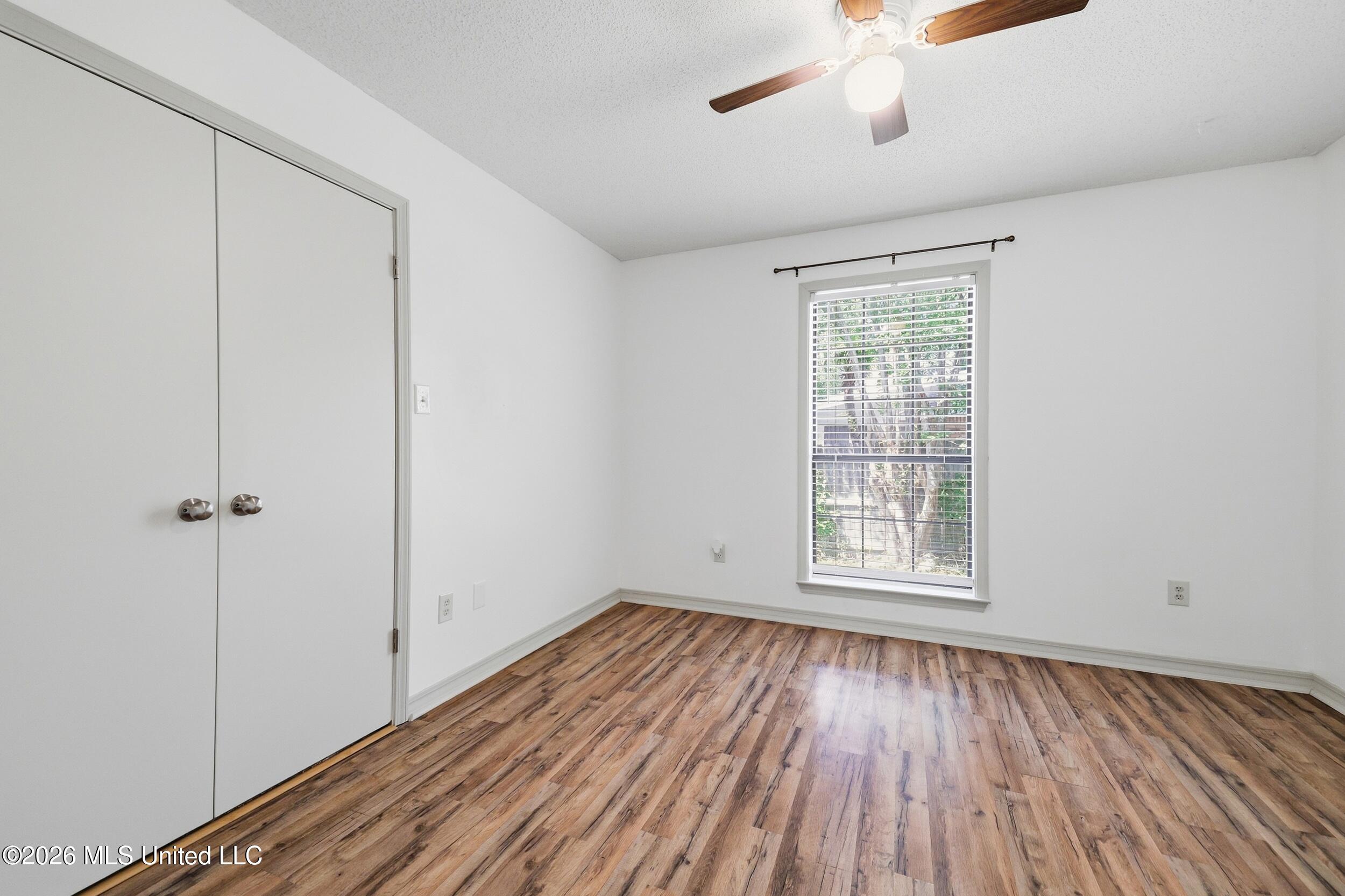 5428 Diamondhead Drive E Property Photo 33