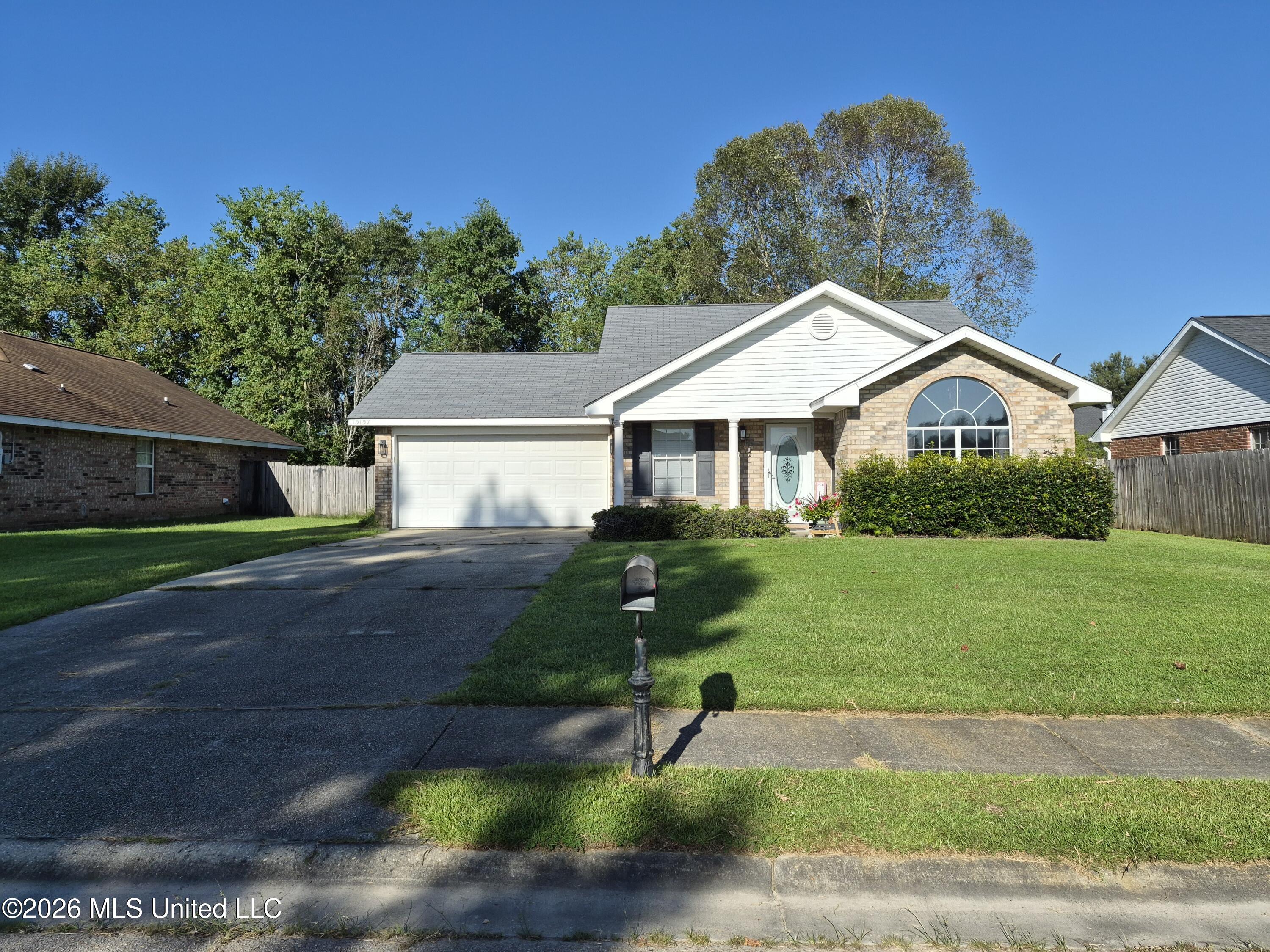 13157 W Country Hills Drive Property Photo 1