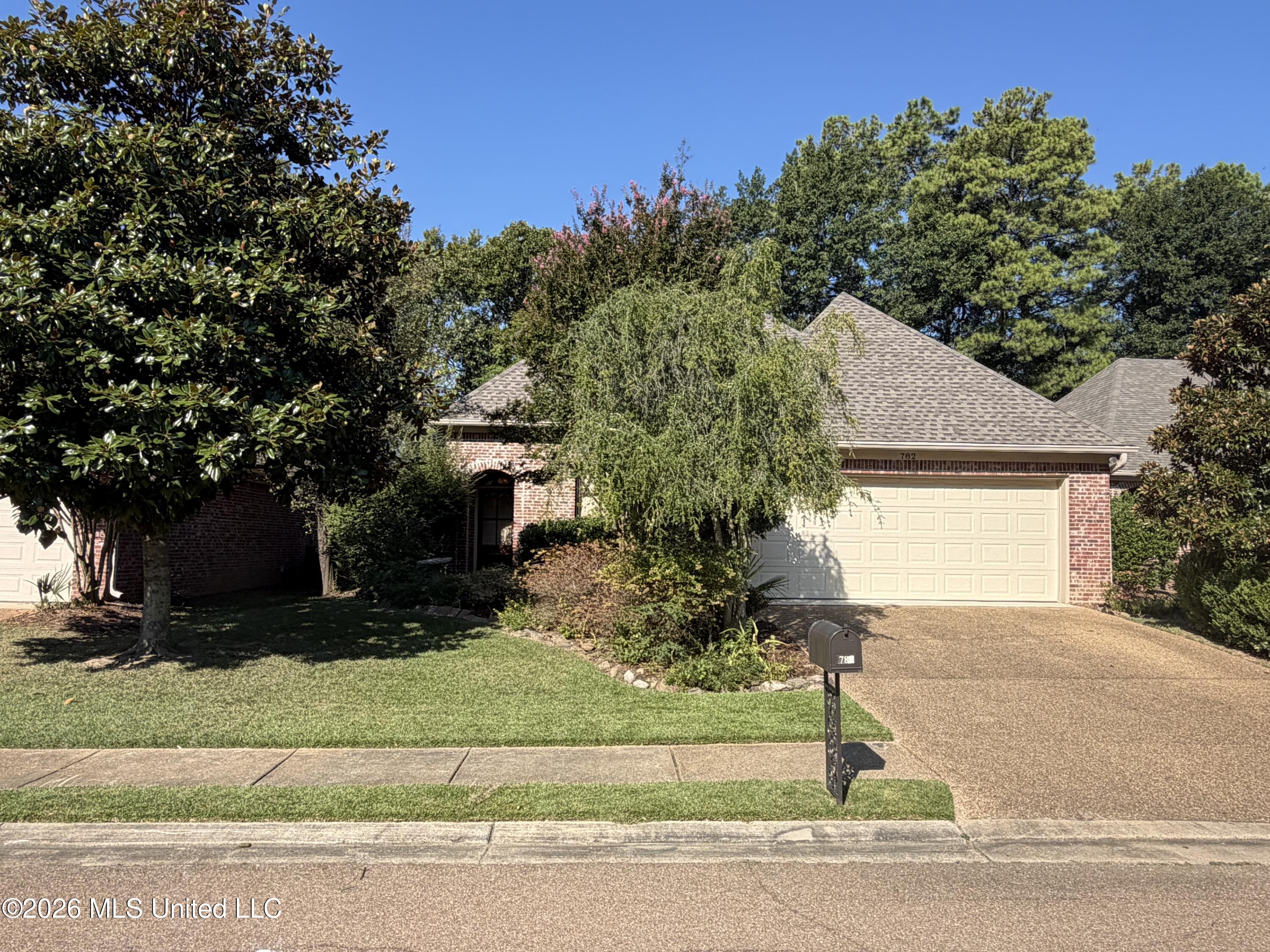 782 Orleans Circle Property Photo 1