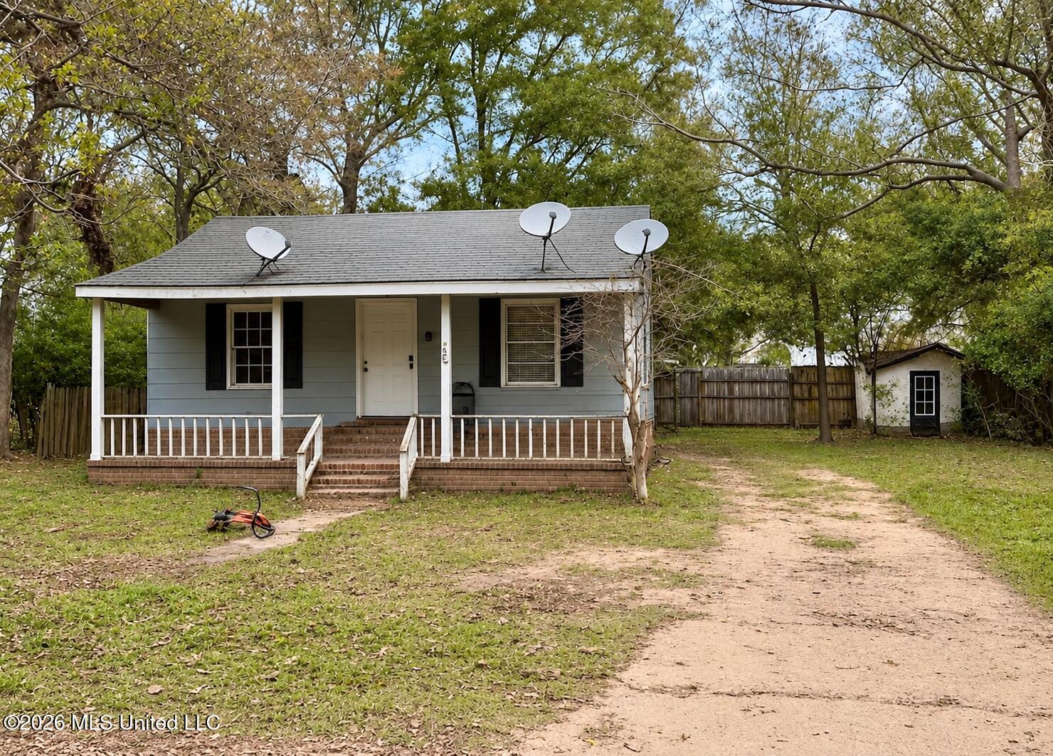 217 Rogers Circle Property Photo 1