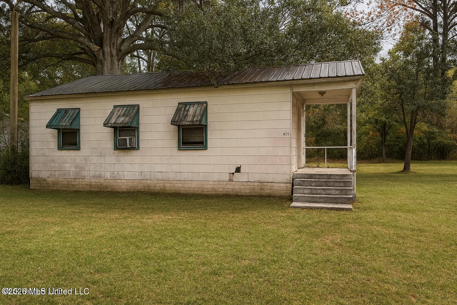217 Rogers Circle Property Photo 8