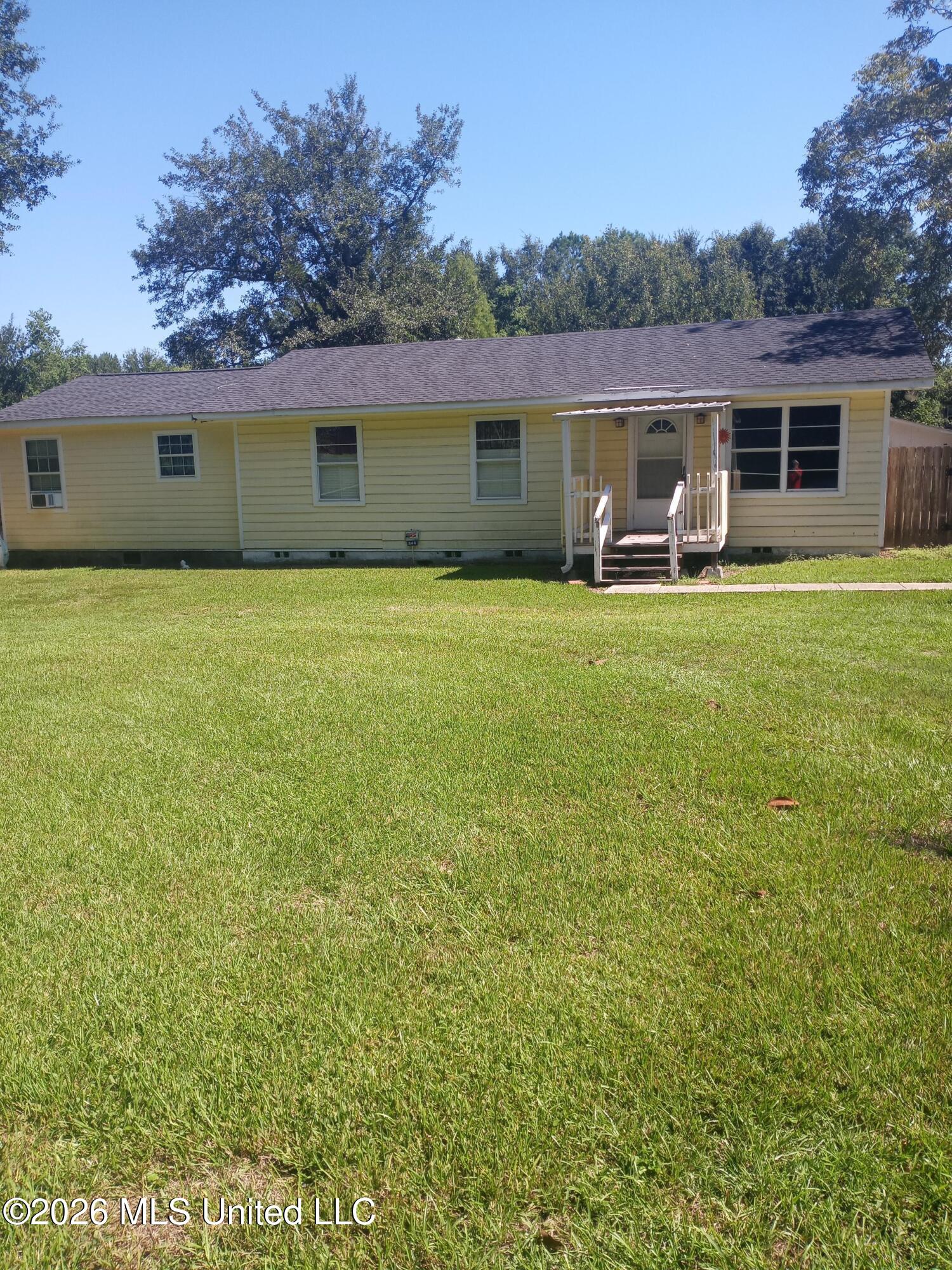 844 Blue Meadow Road Property Photo 1