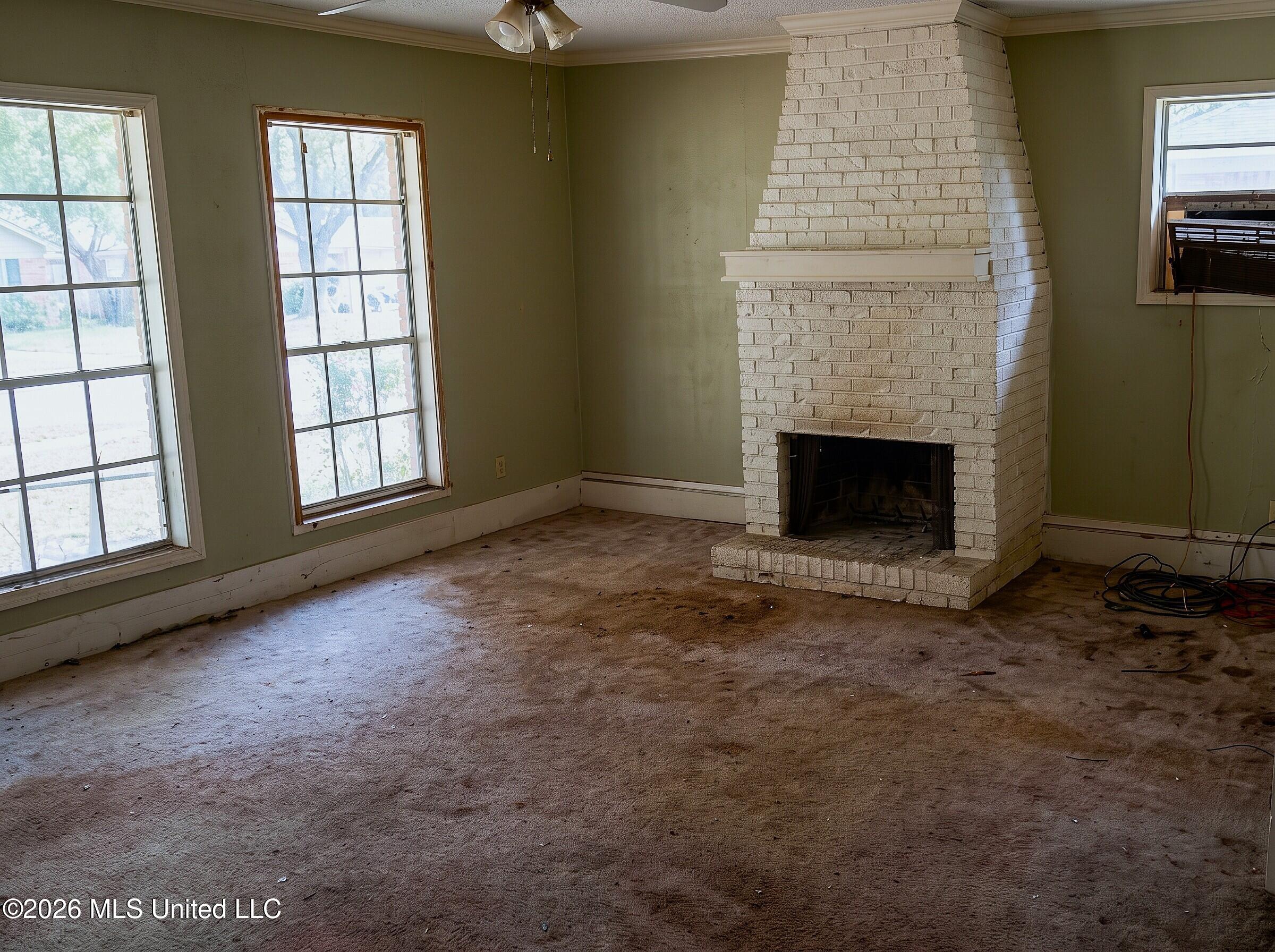 511 Kings Row Property Photo 3