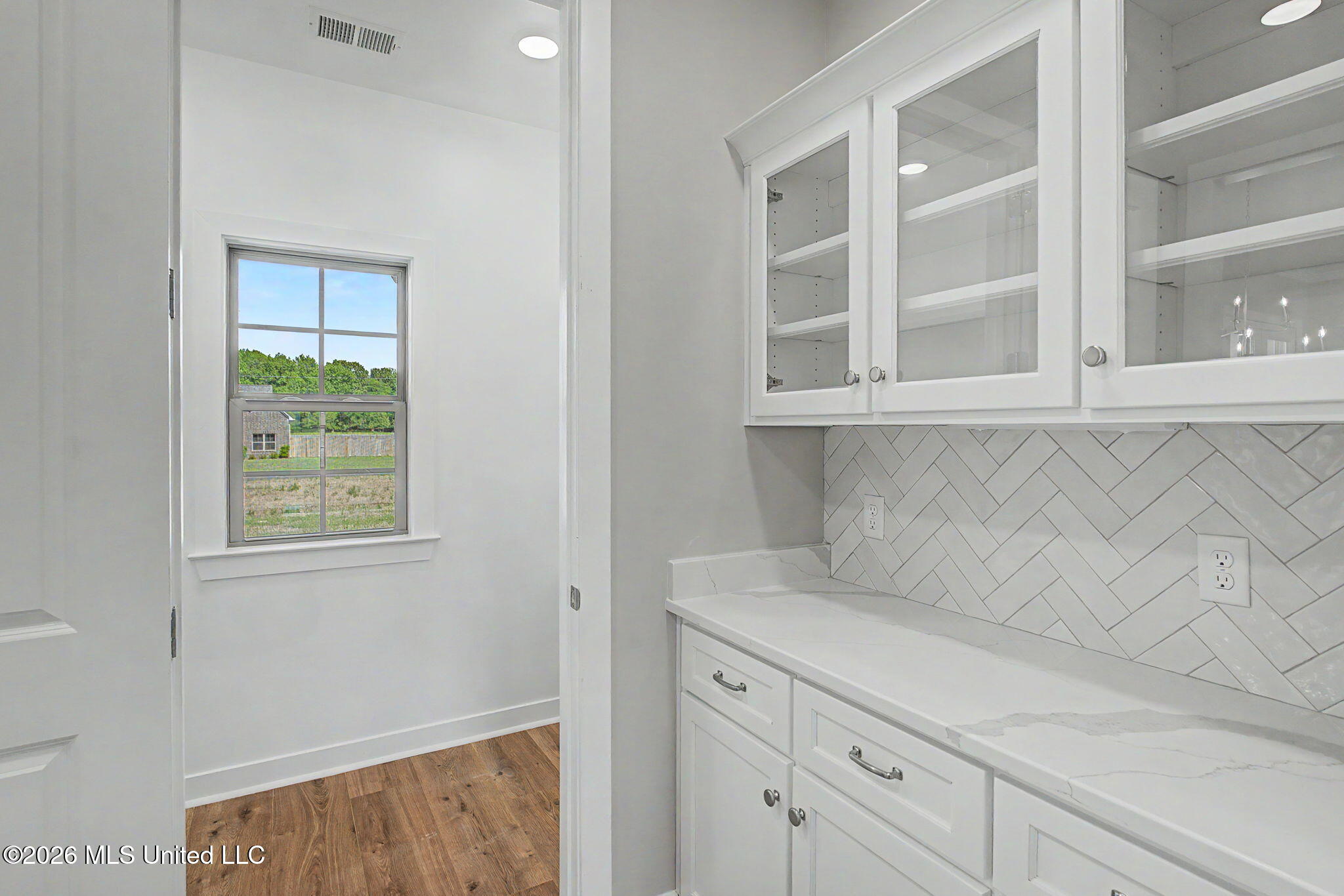 4677 Taylor Trail Property Photo 12