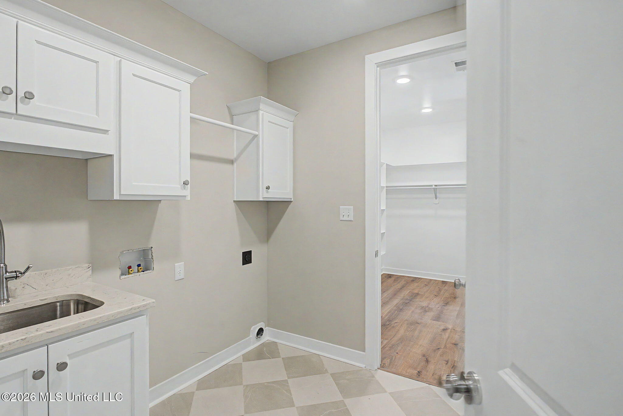 4677 Taylor Trail Property Photo 17