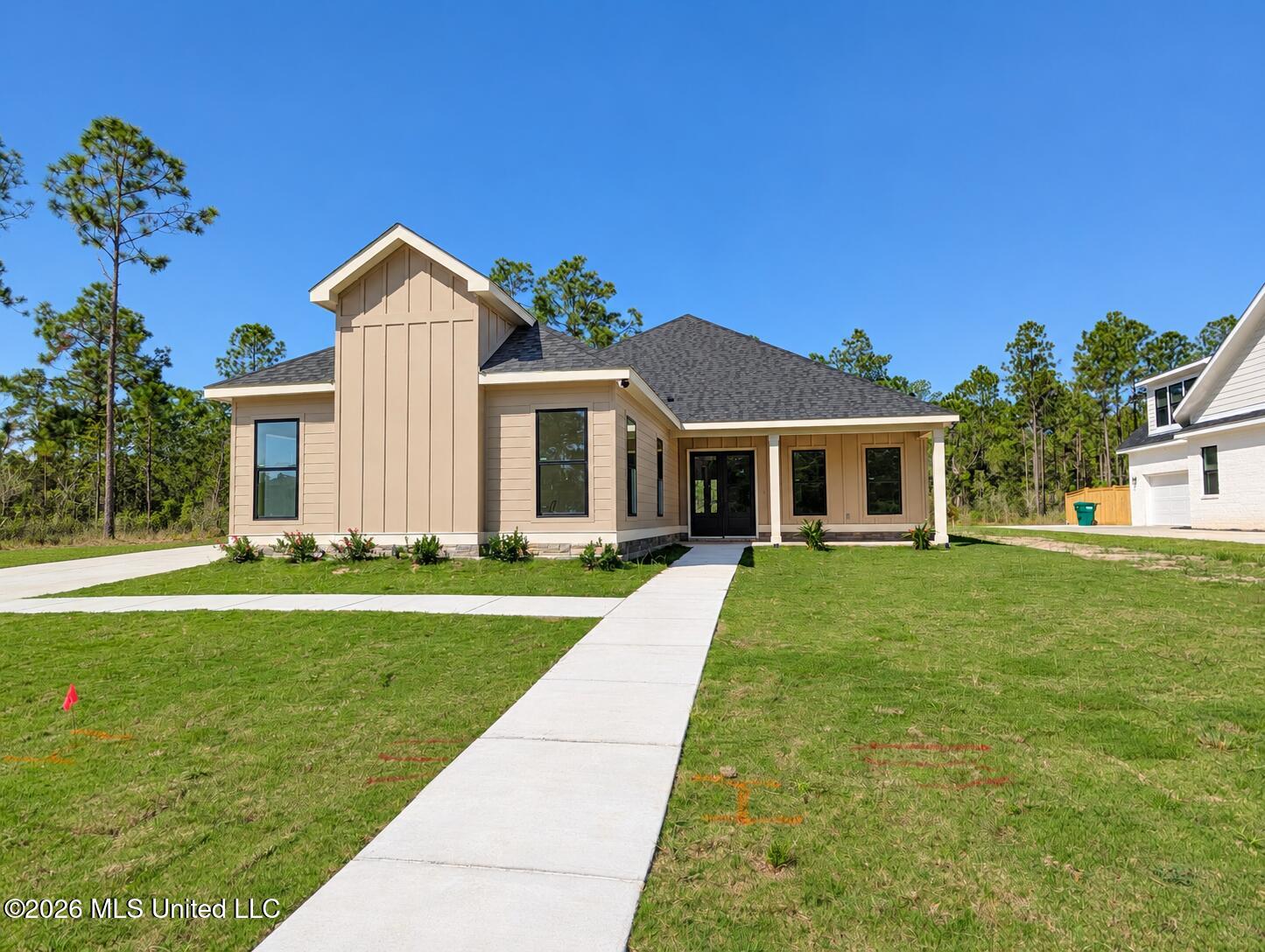 11033 Grace Drive Property Photo 1