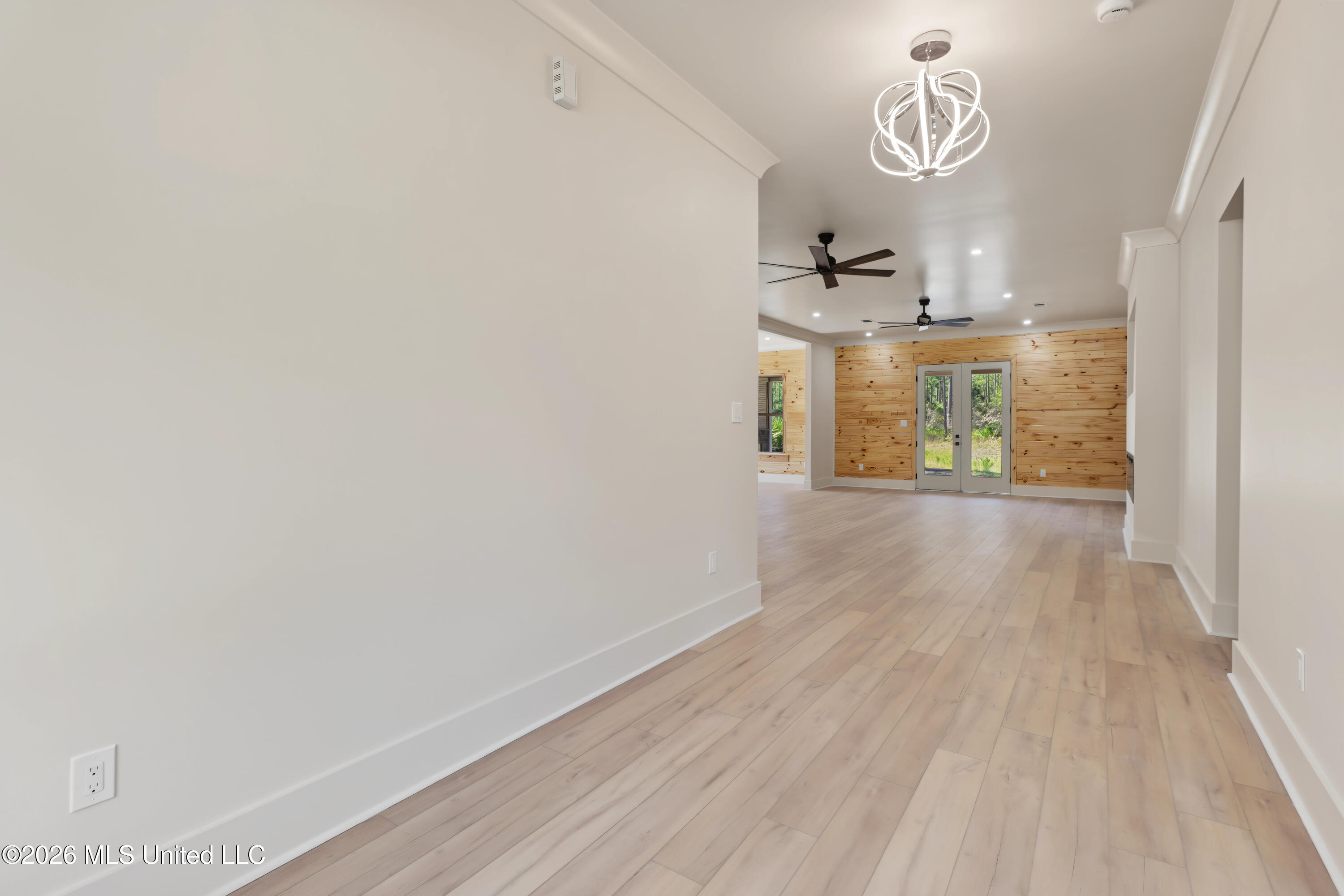 11033 Grace Drive Property Photo 3