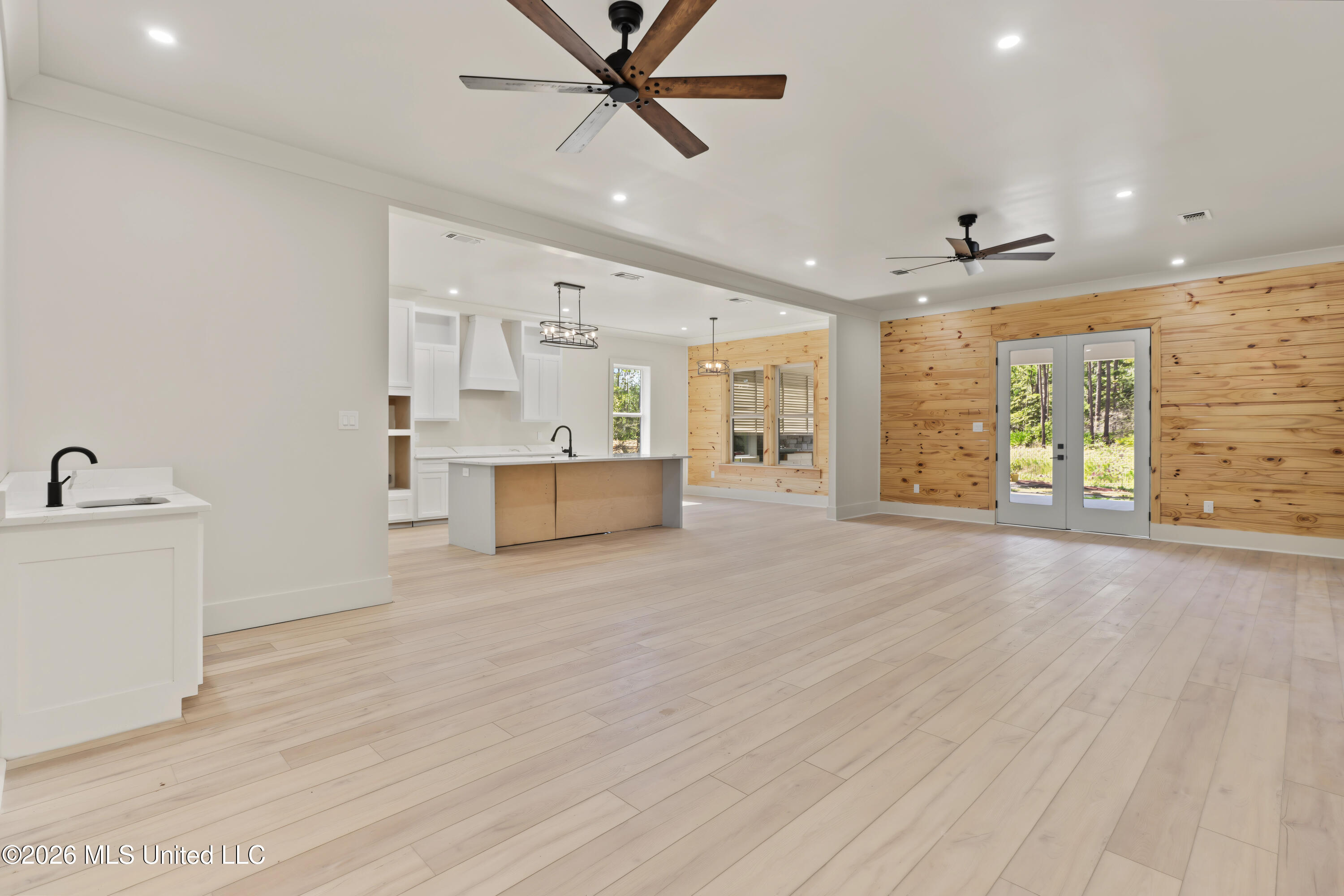 11033 Grace Drive Property Photo 17