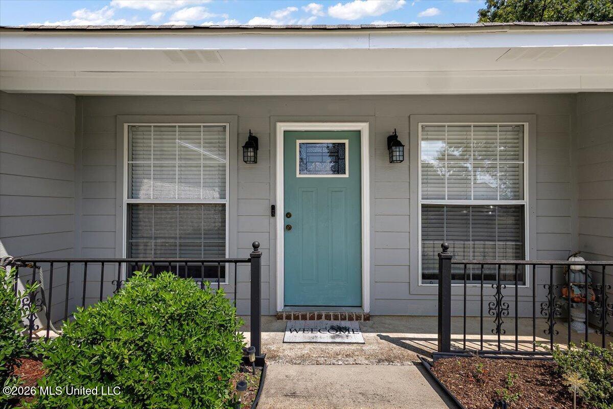 836 Cherry Ridge Drive Property Photo 4